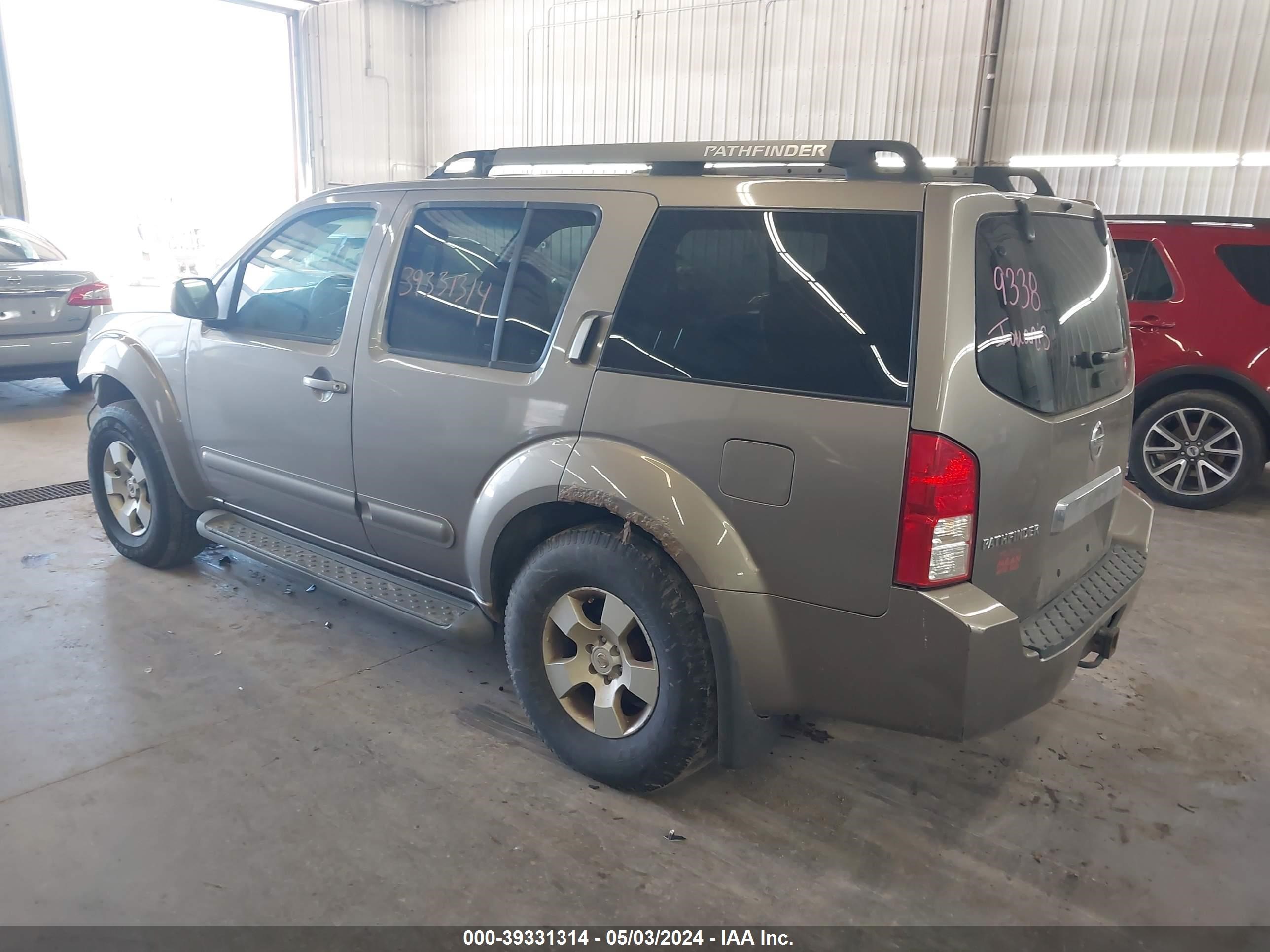 Photo 2 VIN: 5N1AR18WX5C772144 - NISSAN PATHFINDER 