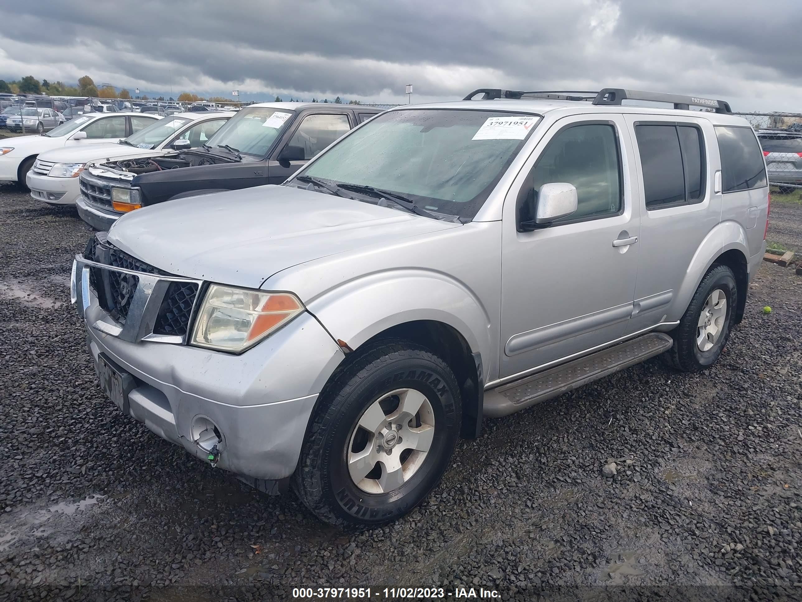 Photo 1 VIN: 5N1AR18WX5C779966 - NISSAN PATHFINDER 