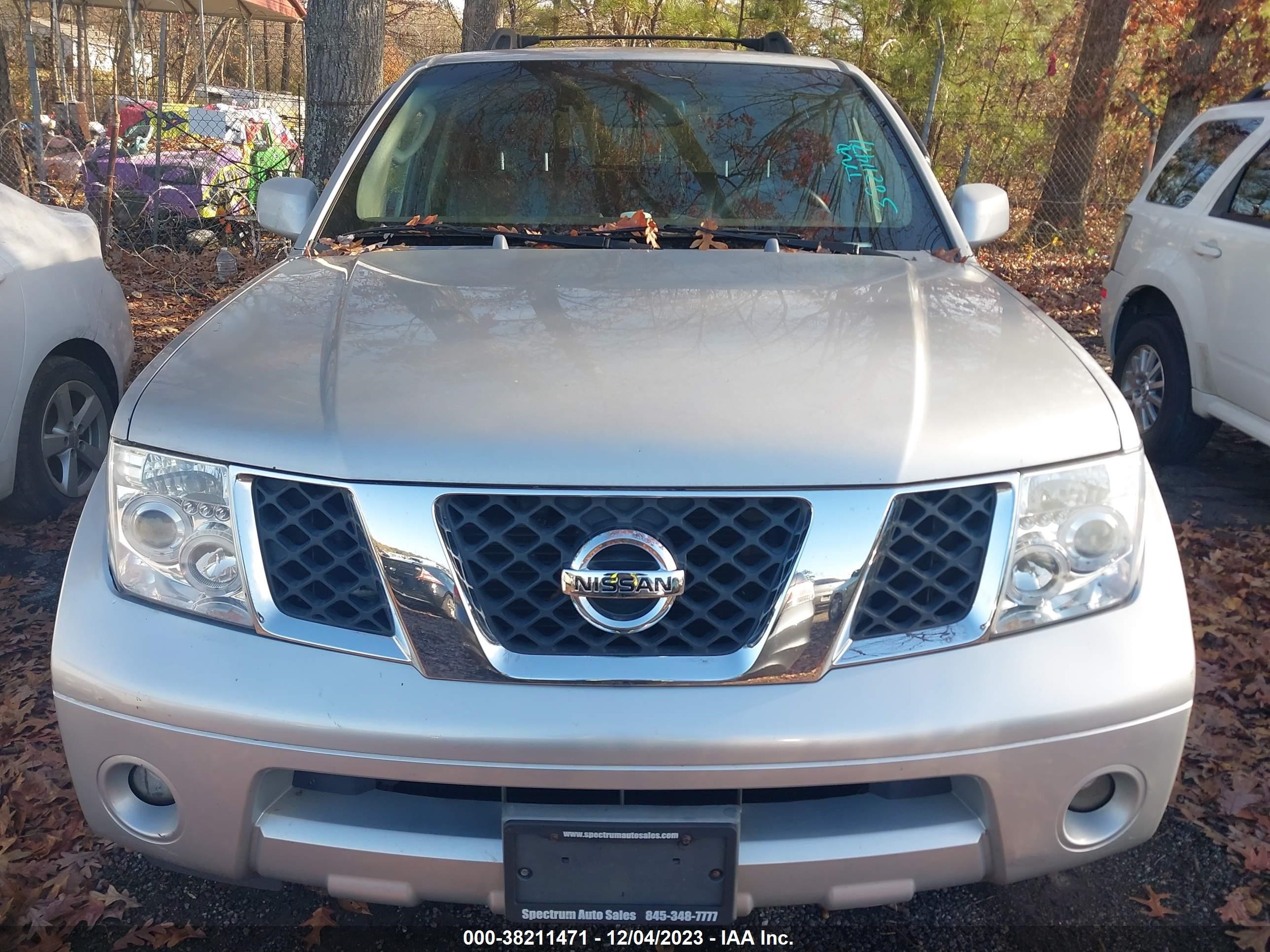 Photo 5 VIN: 5N1AR18WX6C640485 - NISSAN PATHFINDER 