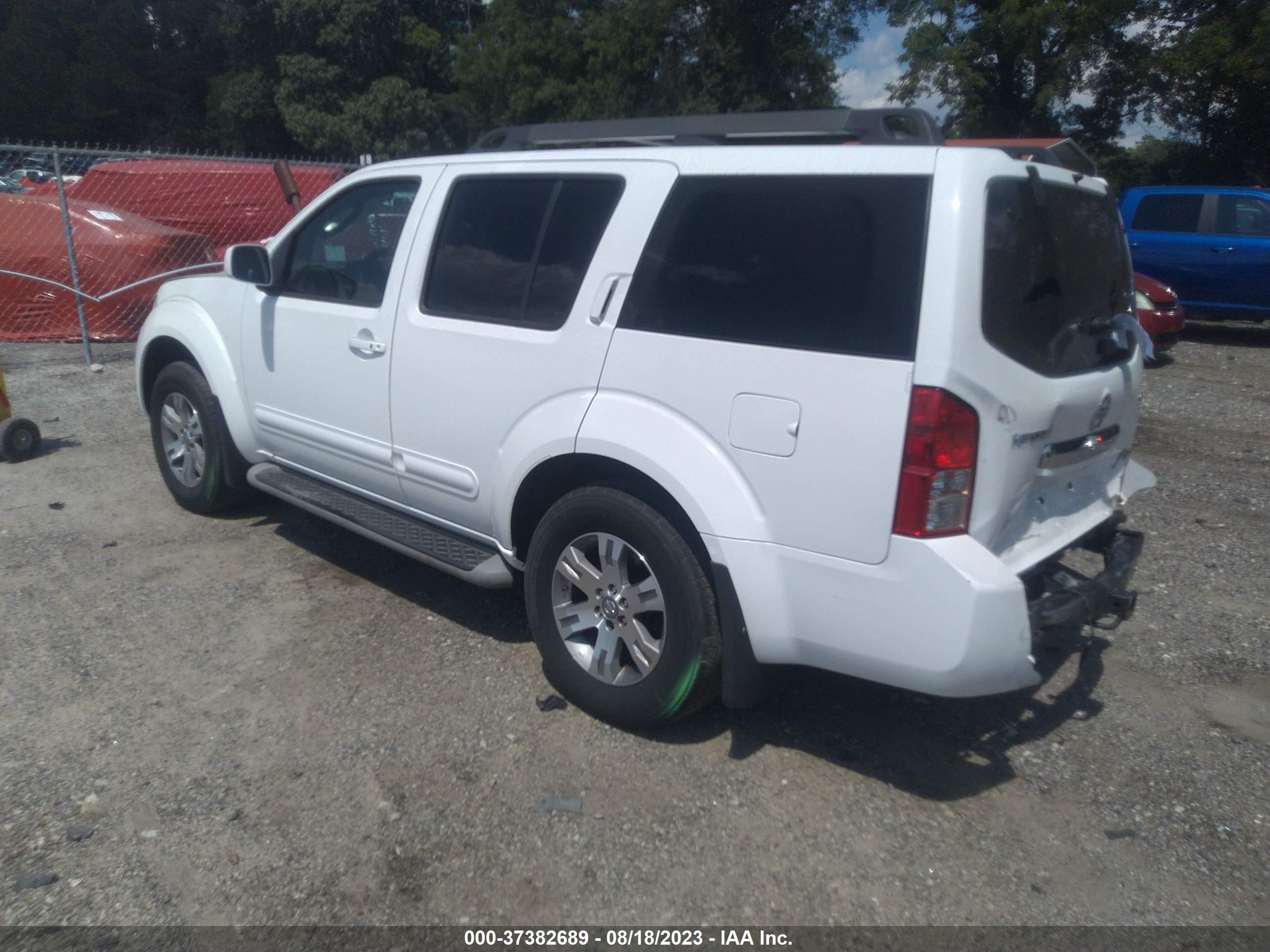 Photo 2 VIN: 5N1AR1NB4AC622543 - NISSAN PATHFINDER 