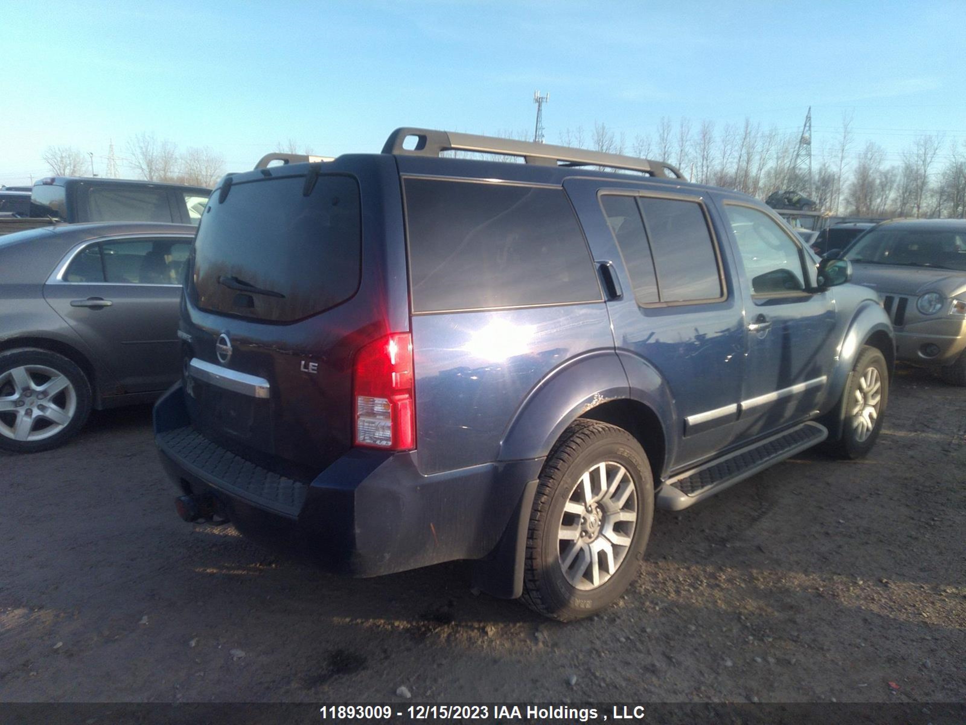 Photo 3 VIN: 5N1AR1NB4BC605968 - NISSAN PATHFINDER 