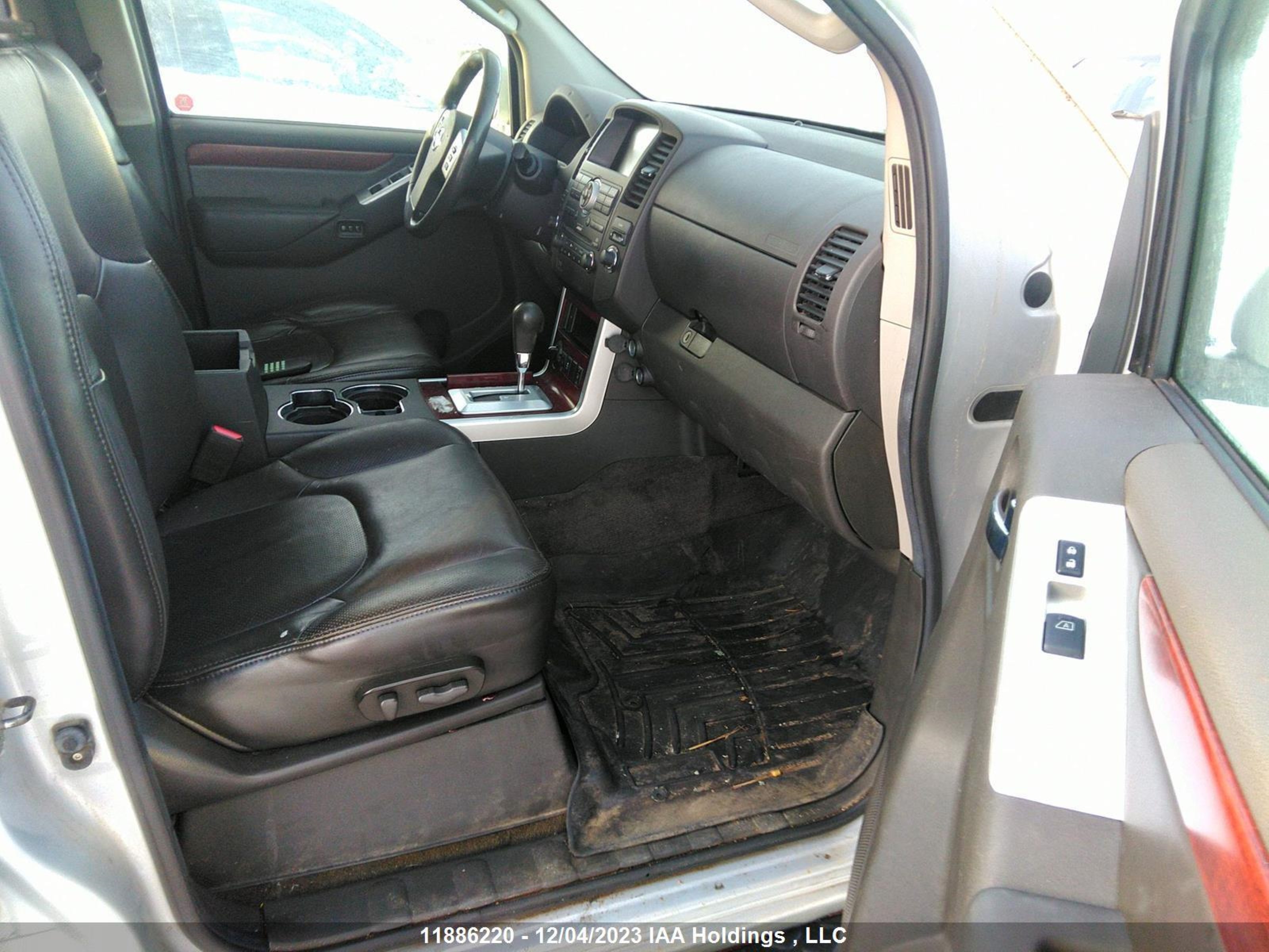 Photo 4 VIN: 5N1AR1NB4CC601100 - NISSAN PATHFINDER 