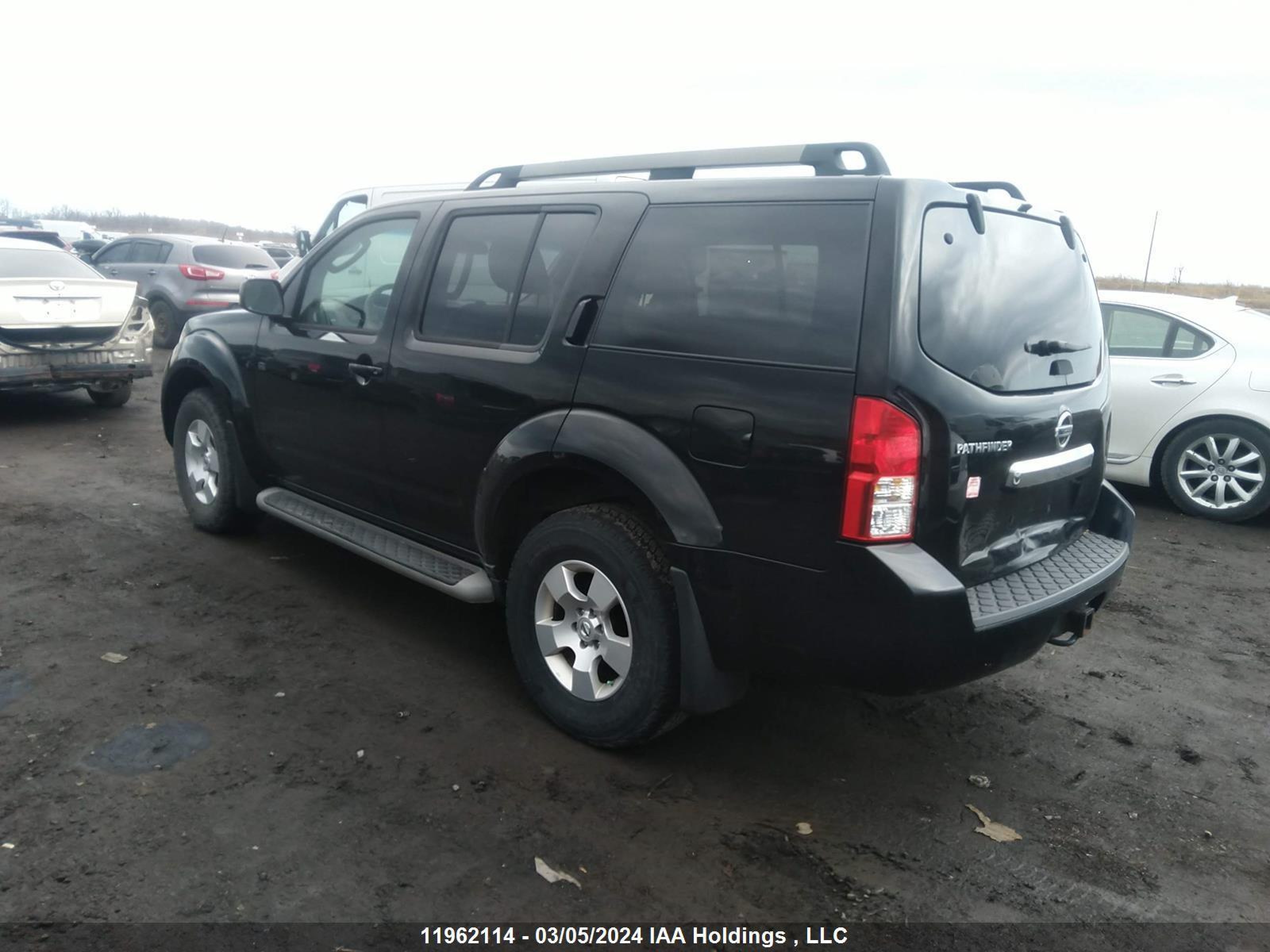 Photo 2 VIN: 5N1AR1NB5BC610161 - NISSAN PATHFINDER 