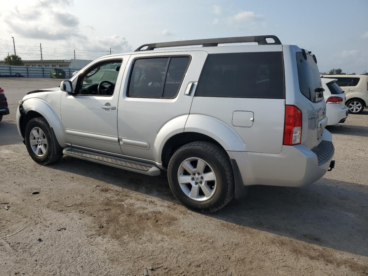 Photo 1 VIN: 5N1AR1NN7CC605099 - NISSAN PATHFINDER 