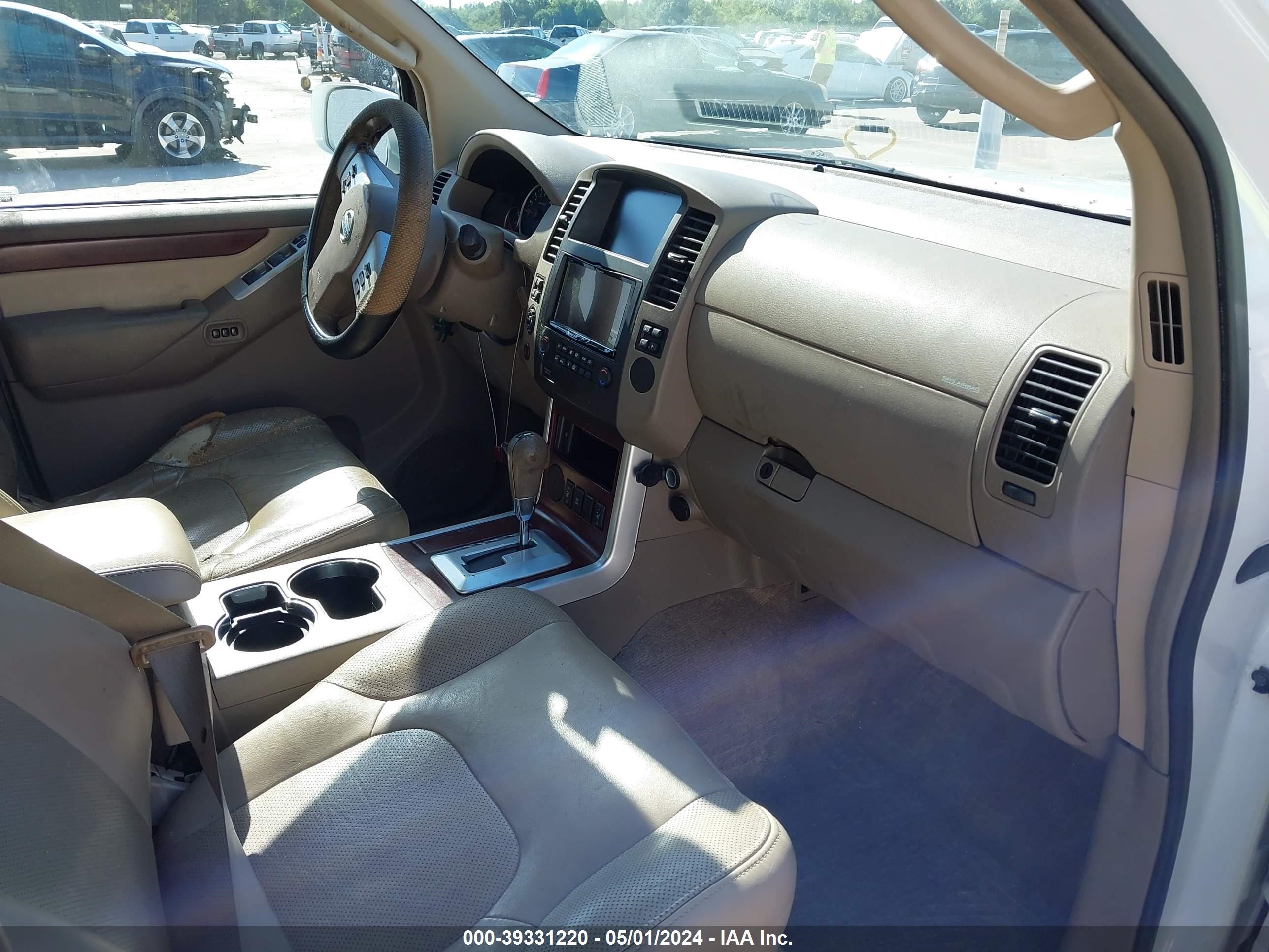 Photo 4 VIN: 5N1AR1NNXBC605046 - NISSAN PATHFINDER 