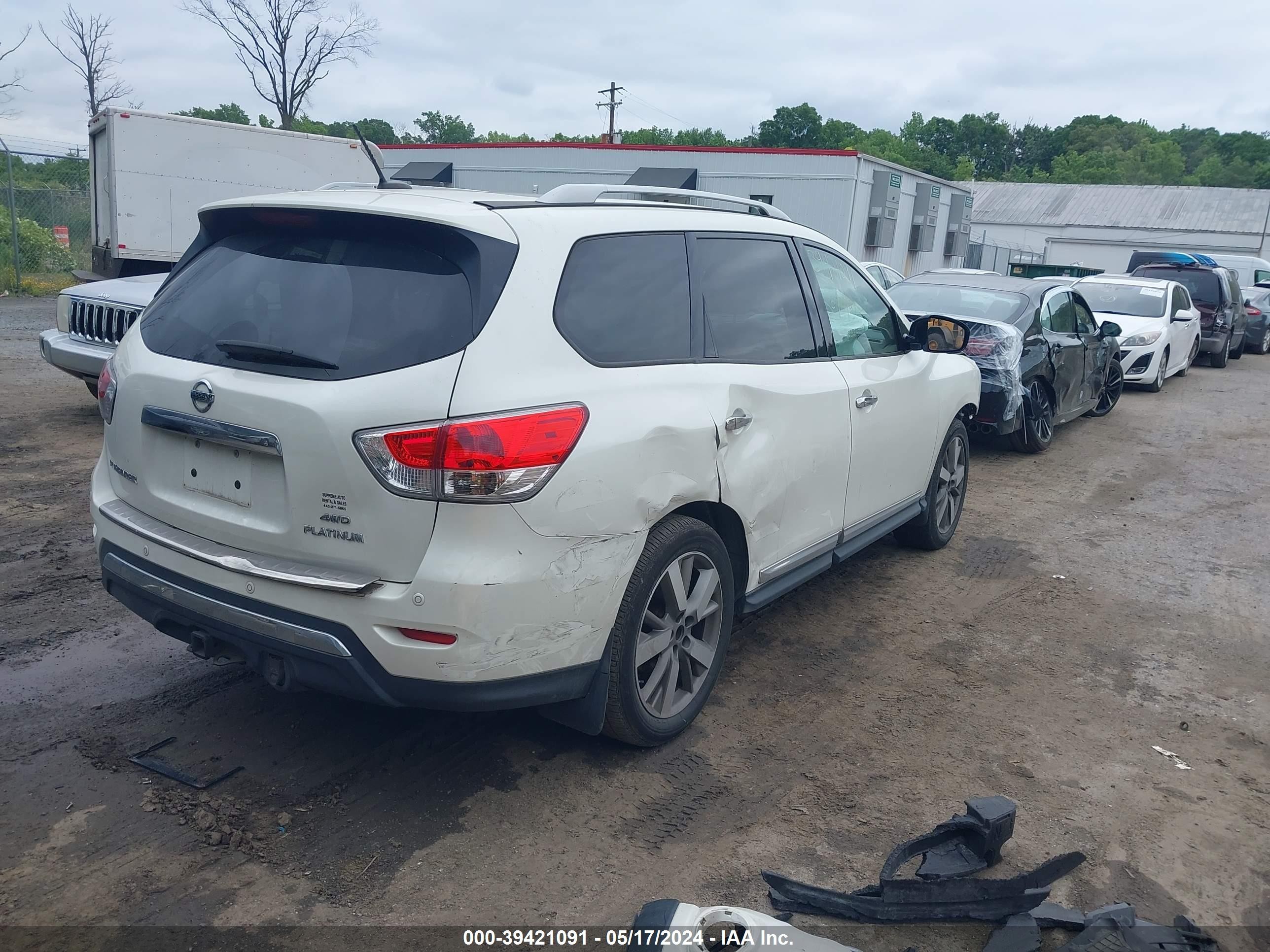 Photo 3 VIN: 5N1AR2MM0FC669553 - NISSAN PATHFINDER 