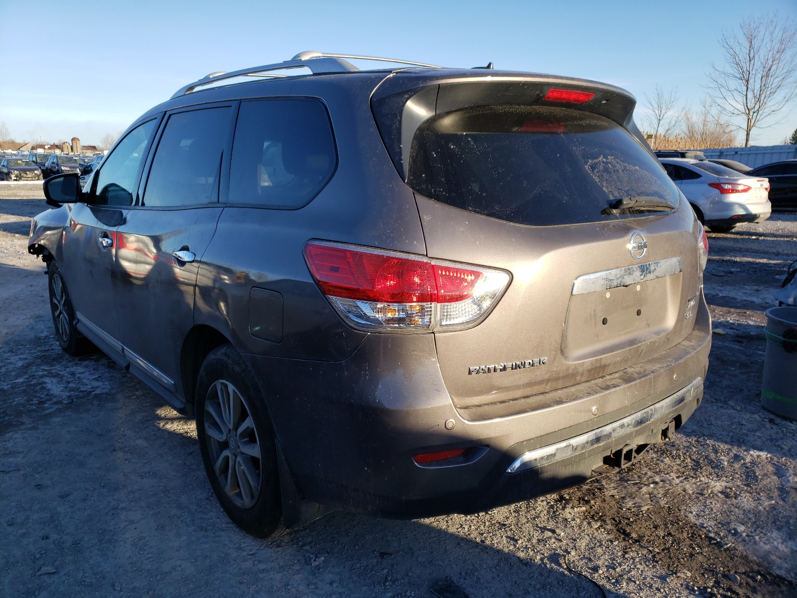 Photo 2 VIN: 5N1AR2MM1EC615001 - NISSAN PATHFINDER 