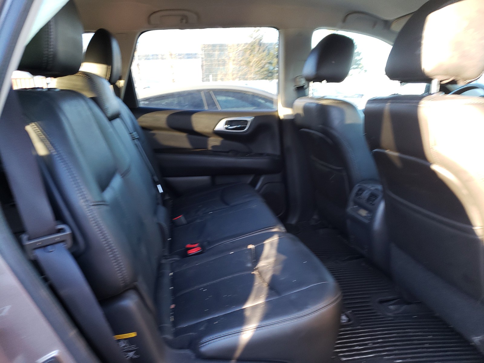 Photo 5 VIN: 5N1AR2MM1EC615001 - NISSAN PATHFINDER 