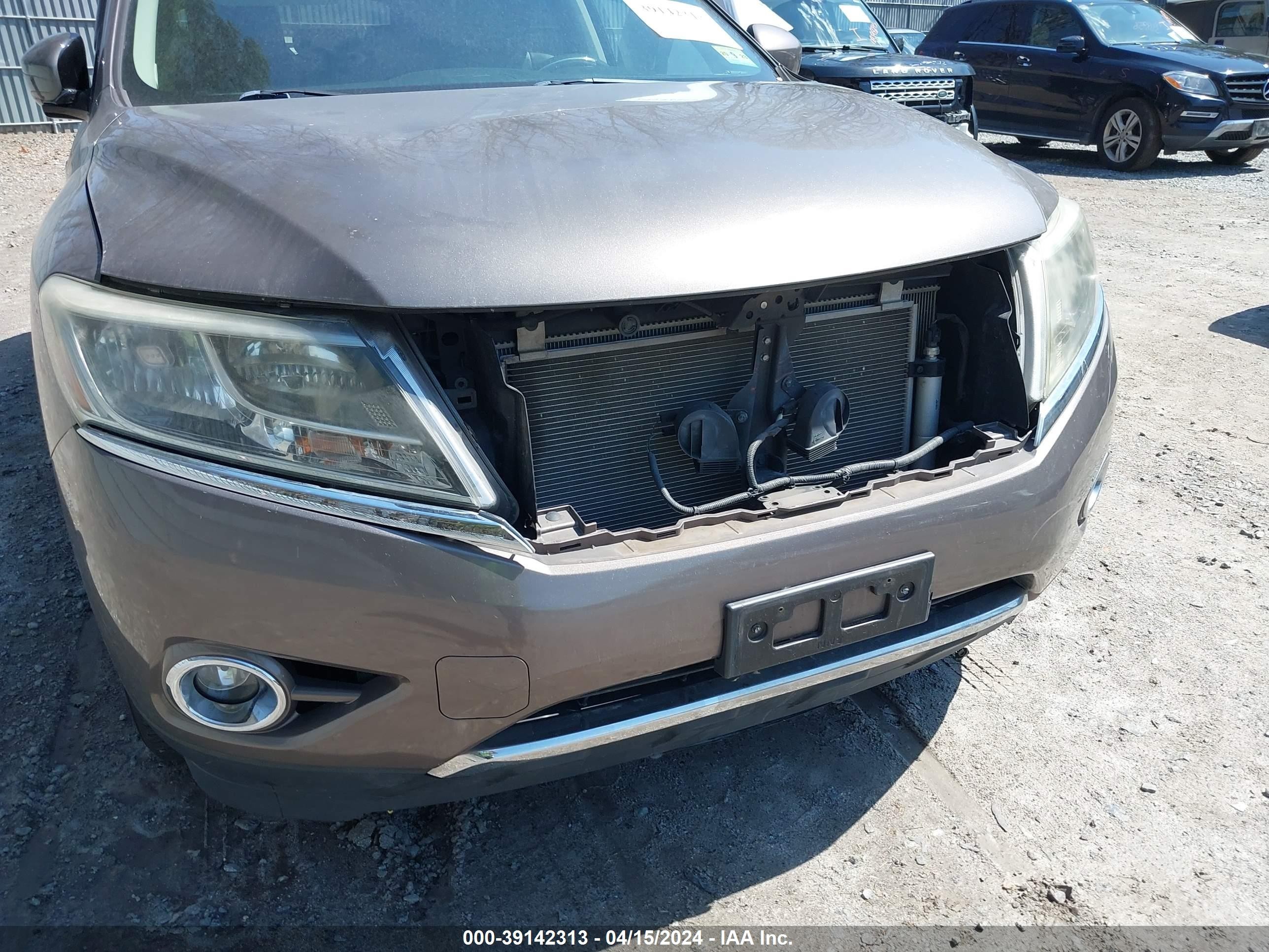 Photo 5 VIN: 5N1AR2MM1EC680480 - NISSAN PATHFINDER 