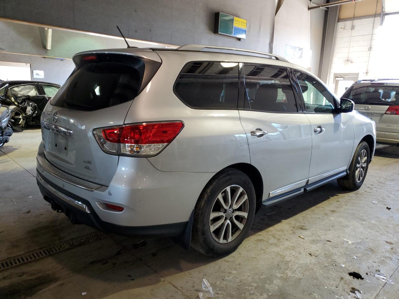 Photo 2 VIN: 5N1AR2MM1FC600676 - NISSAN PATHFINDER 