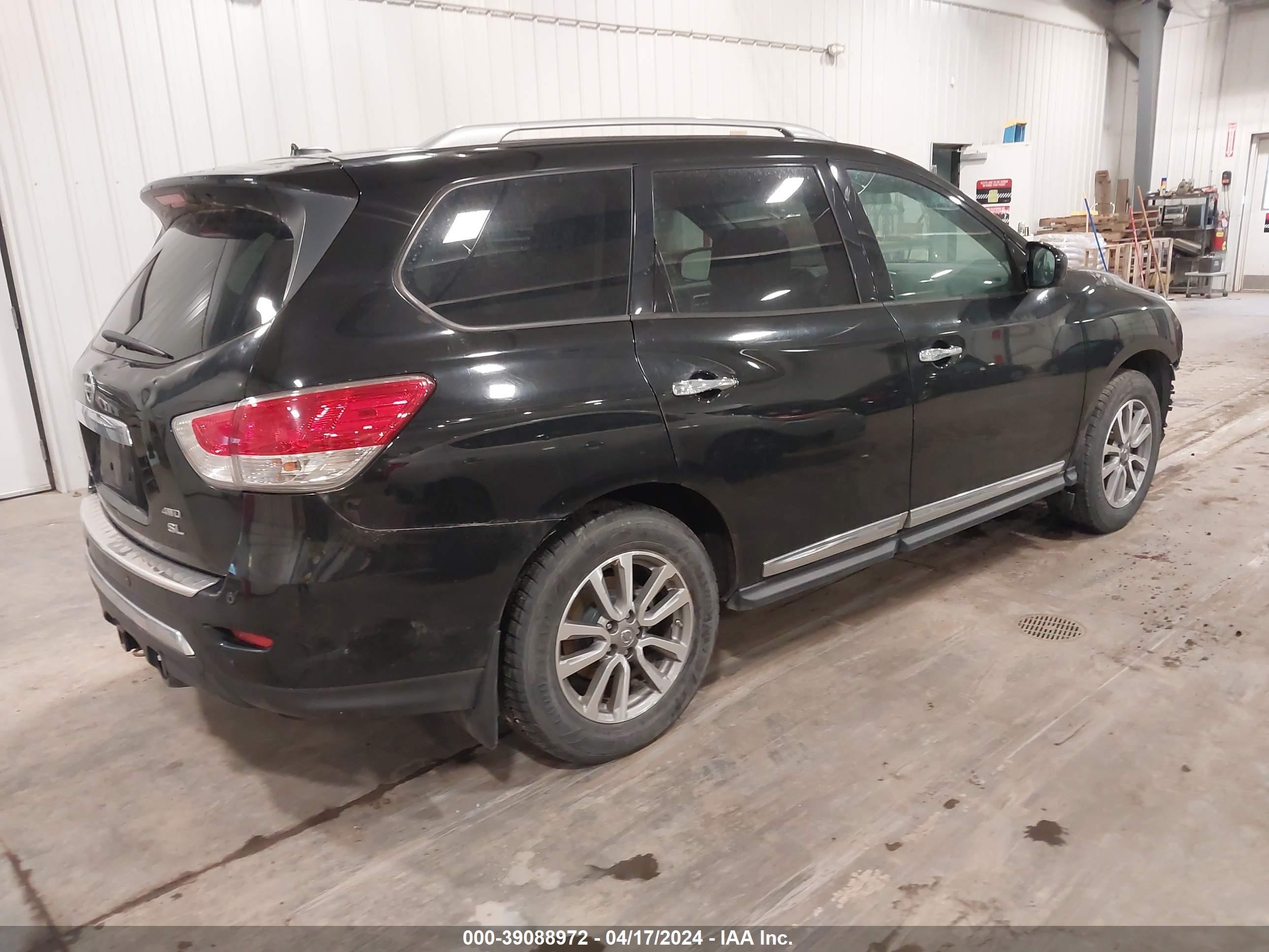 Photo 3 VIN: 5N1AR2MM1FC631068 - NISSAN PATHFINDER 