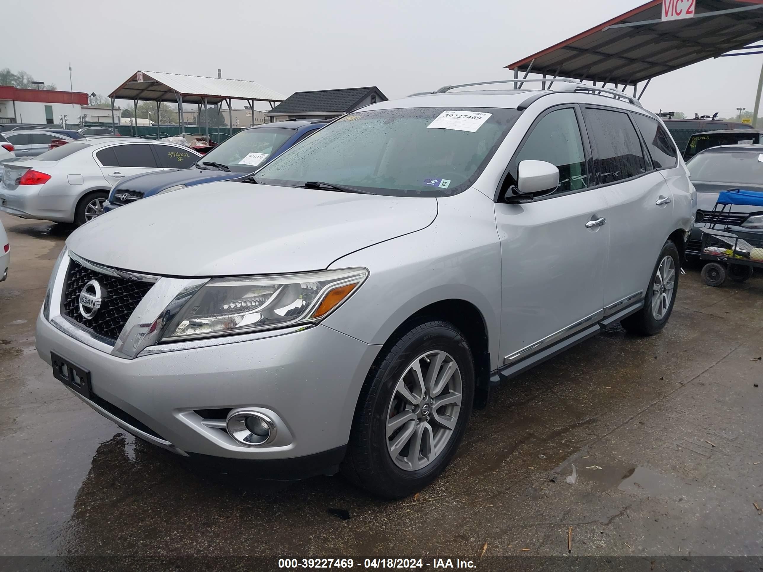 Photo 1 VIN: 5N1AR2MM2DC672810 - NISSAN PATHFINDER 