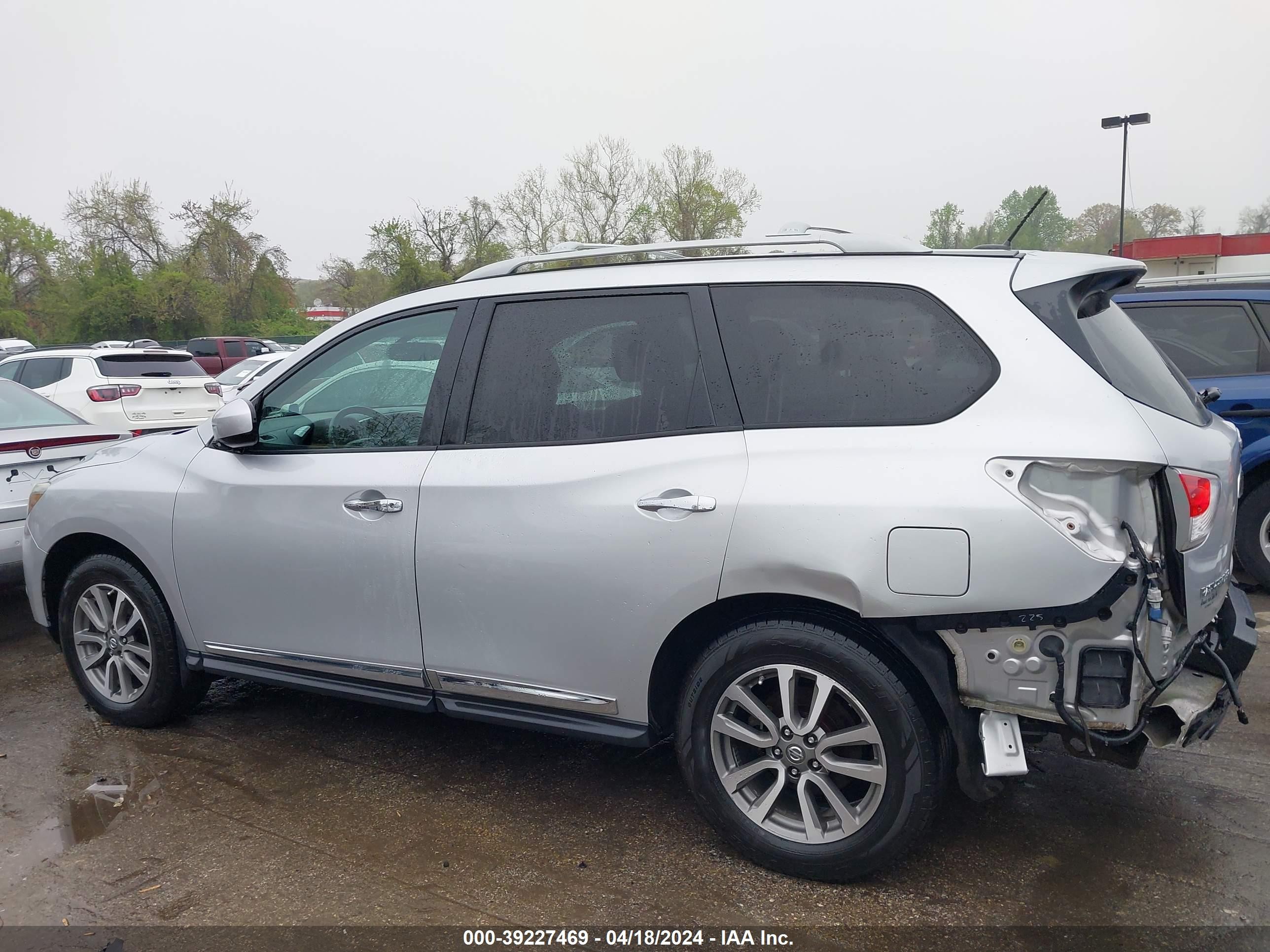 Photo 14 VIN: 5N1AR2MM2DC672810 - NISSAN PATHFINDER 