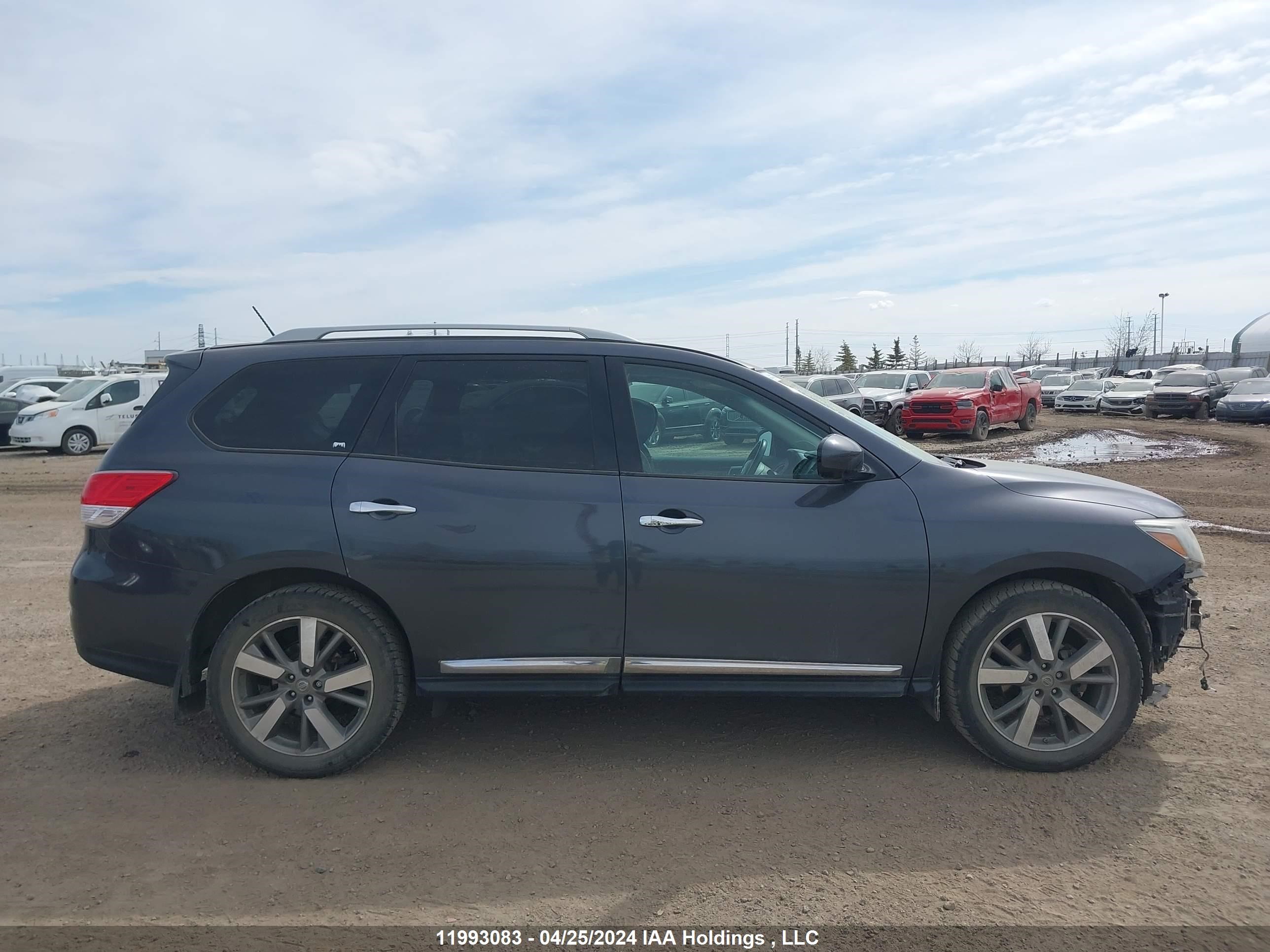 Photo 13 VIN: 5N1AR2MM5EC705445 - NISSAN PATHFINDER 