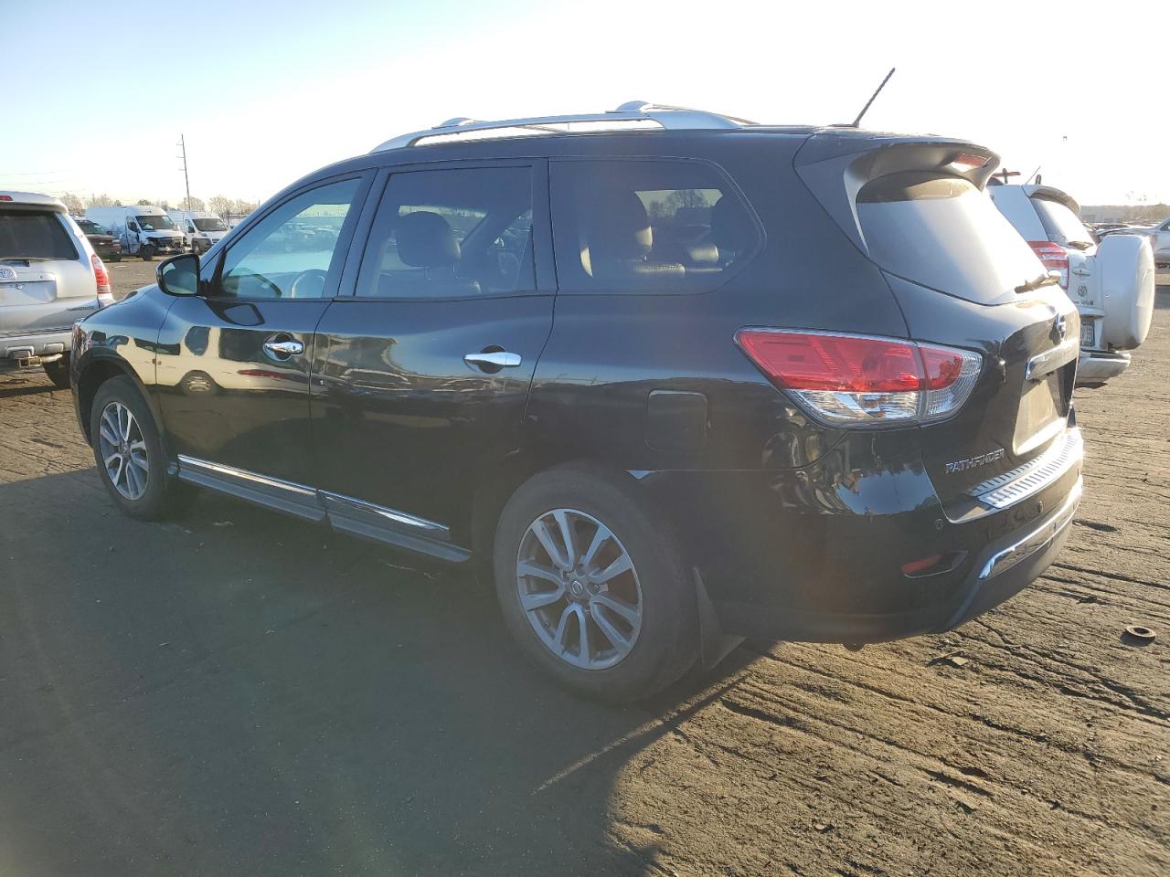 Photo 1 VIN: 5N1AR2MM5FC690186 - NISSAN PATHFINDER 