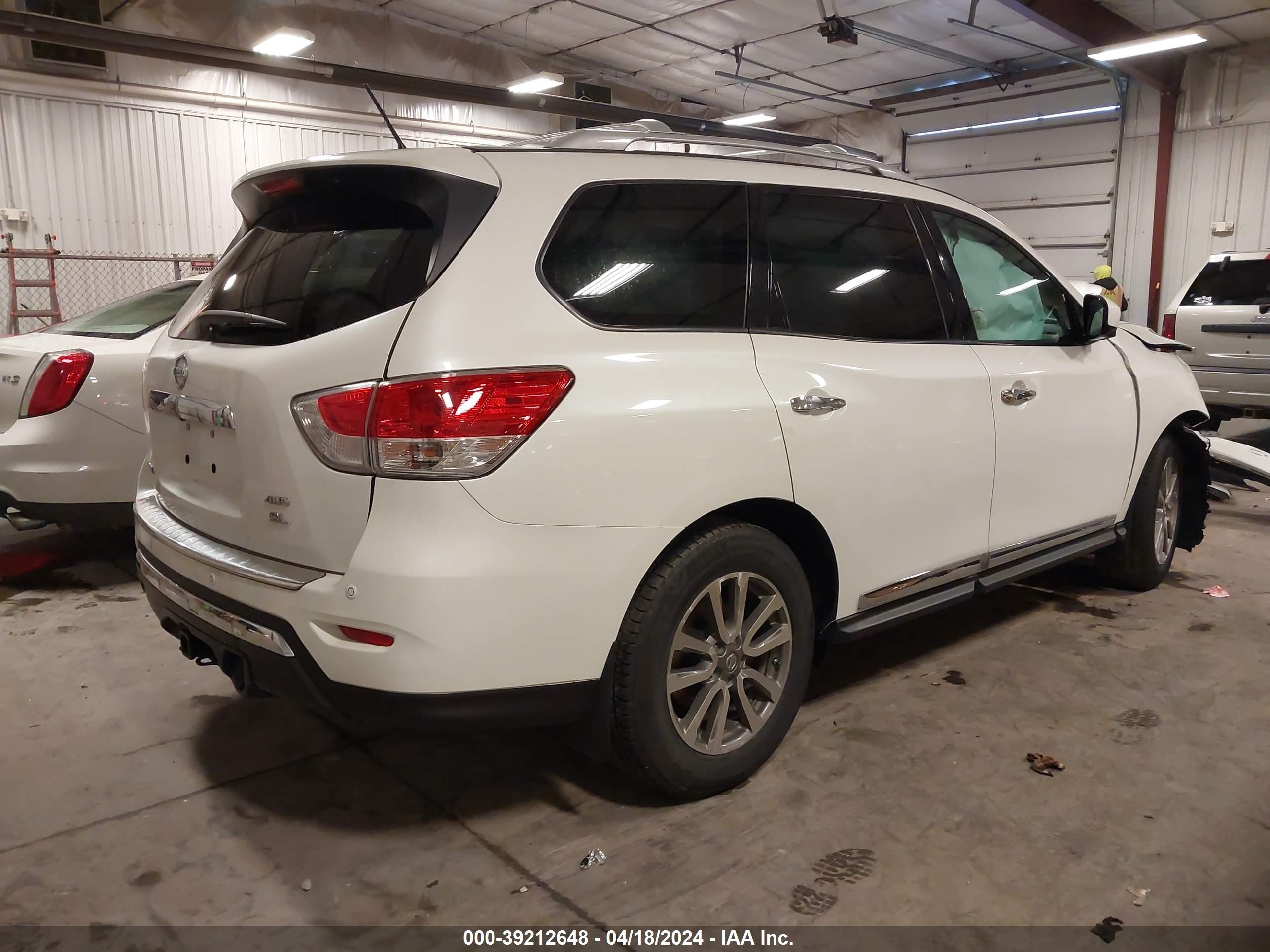 Photo 3 VIN: 5N1AR2MM5FC699664 - NISSAN PATHFINDER 