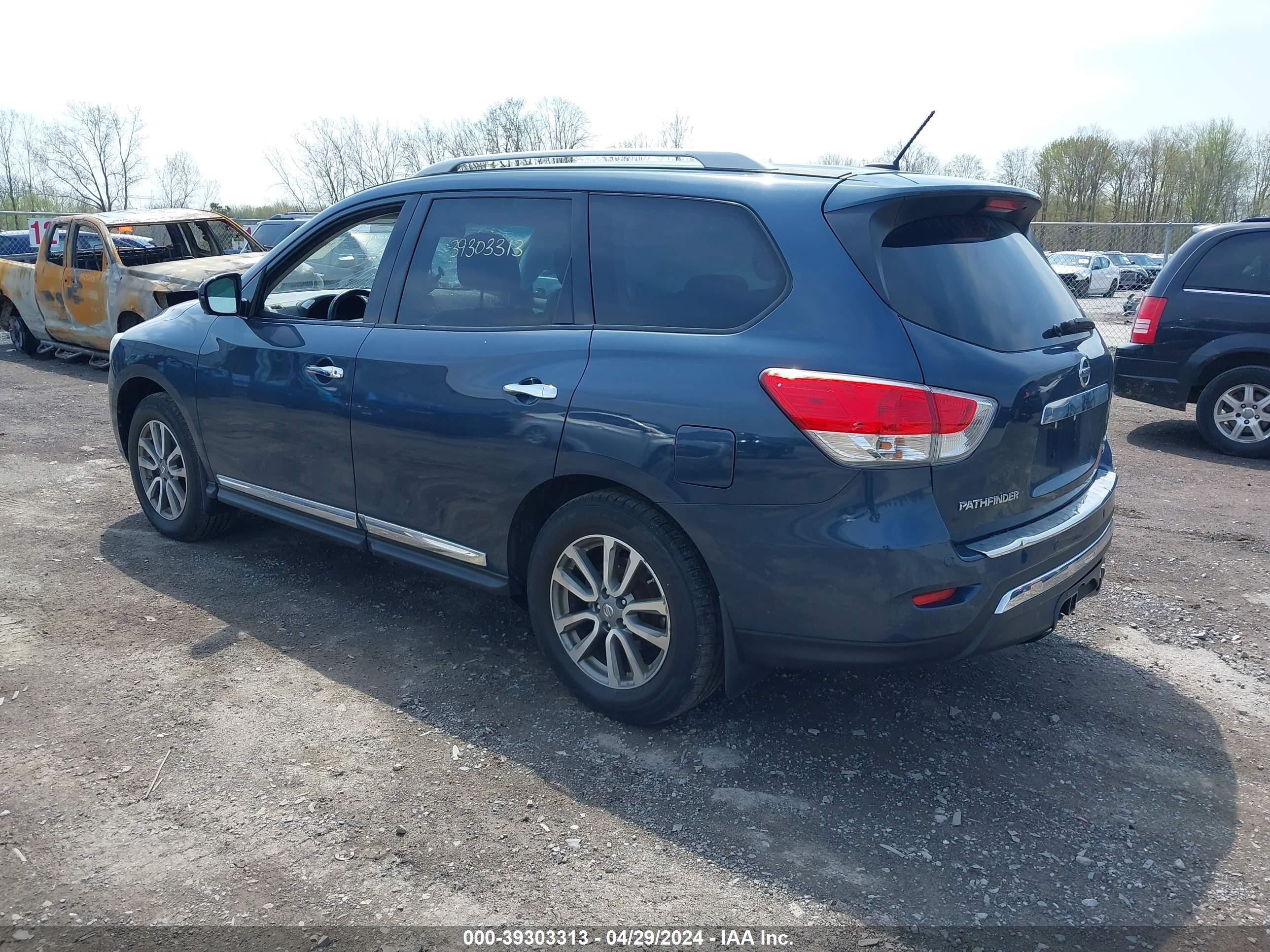 Photo 2 VIN: 5N1AR2MM8GC662125 - NISSAN PATHFINDER 