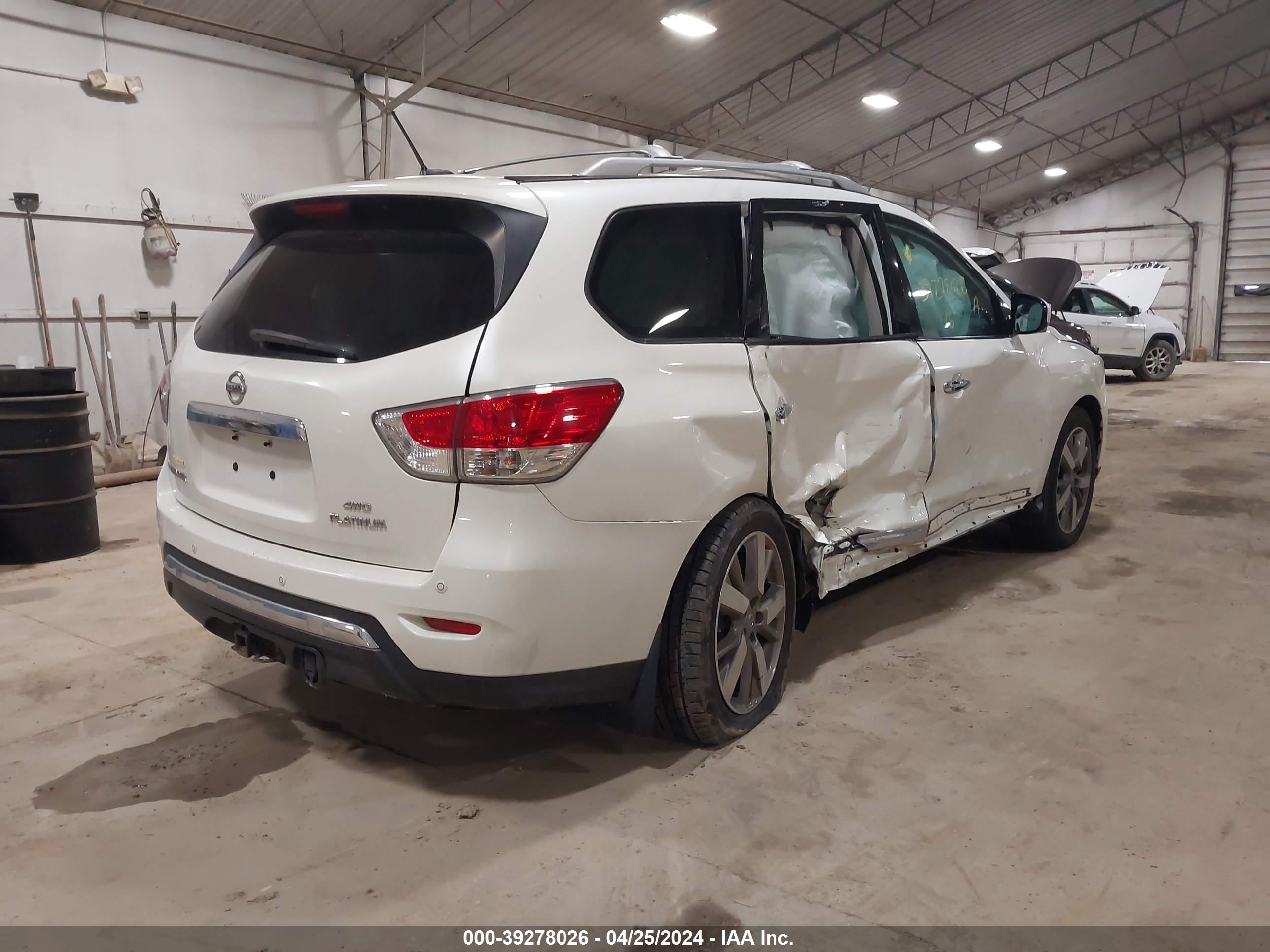 Photo 3 VIN: 5N1AR2MM9GC632065 - NISSAN PATHFINDER 