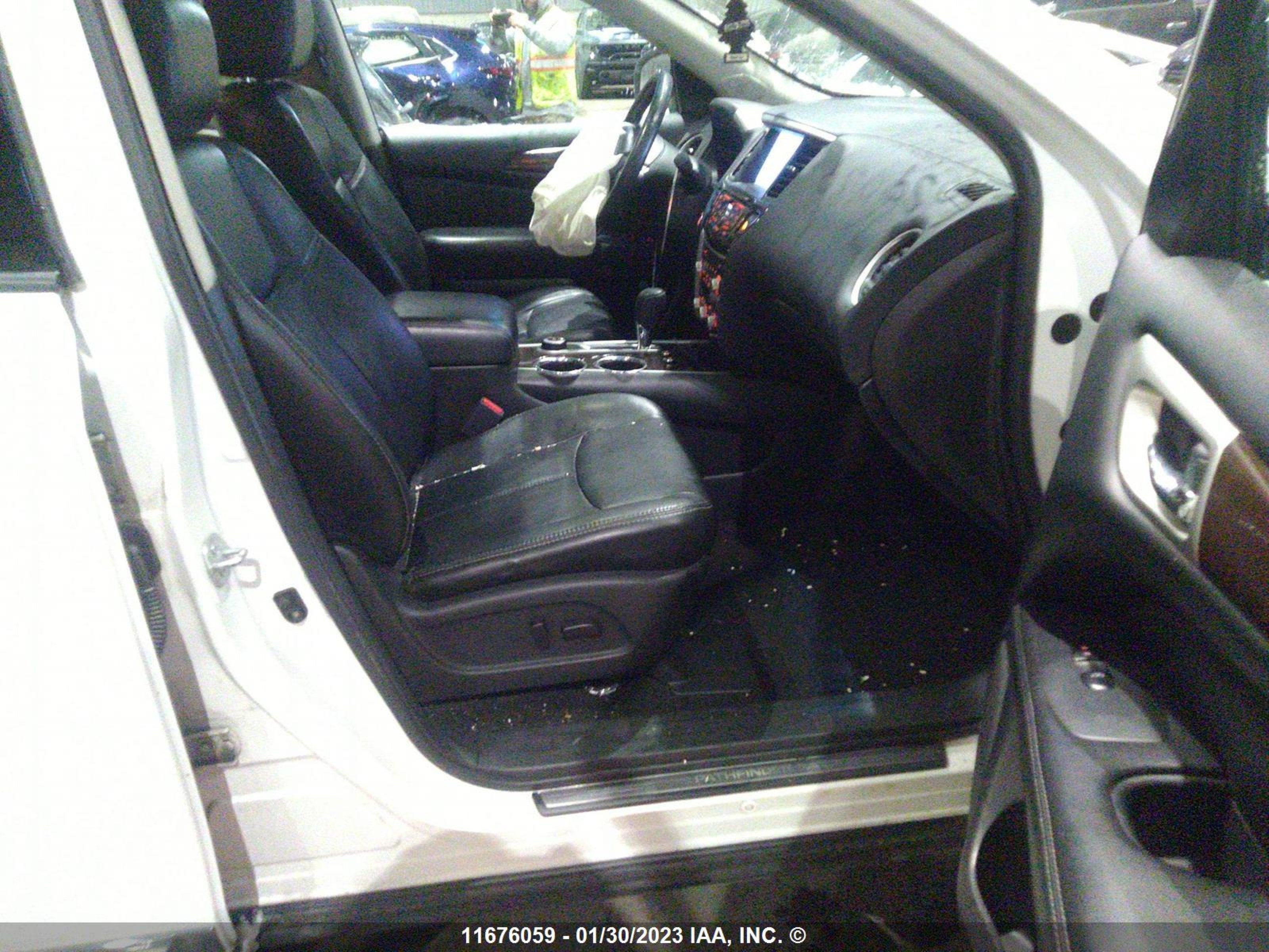 Photo 4 VIN: 5N1AR2MMXEC665900 - NISSAN PATHFINDER 