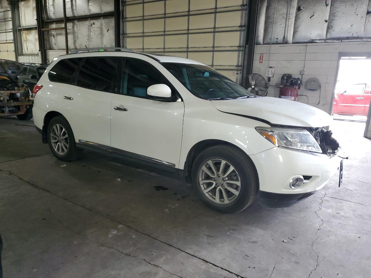 Photo 3 VIN: 5N1AR2MMXFC615581 - NISSAN PATHFINDER 