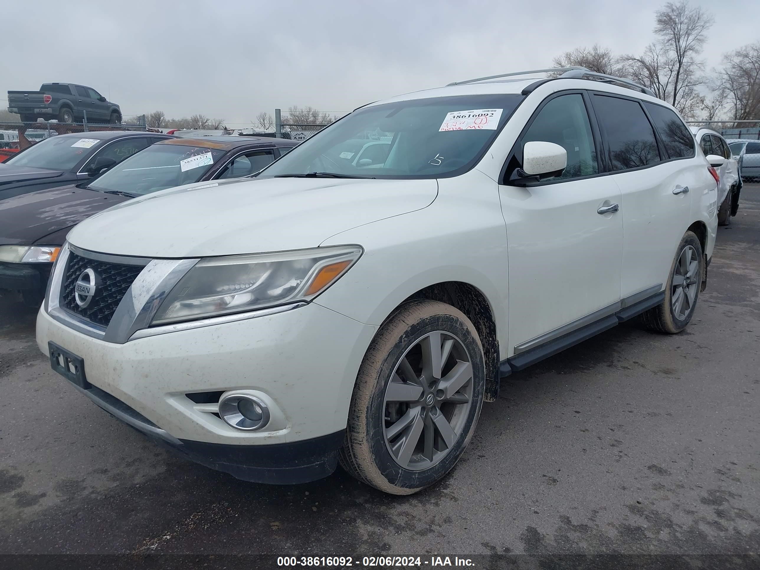 Photo 1 VIN: 5N1AR2MMXFC665896 - NISSAN PATHFINDER 