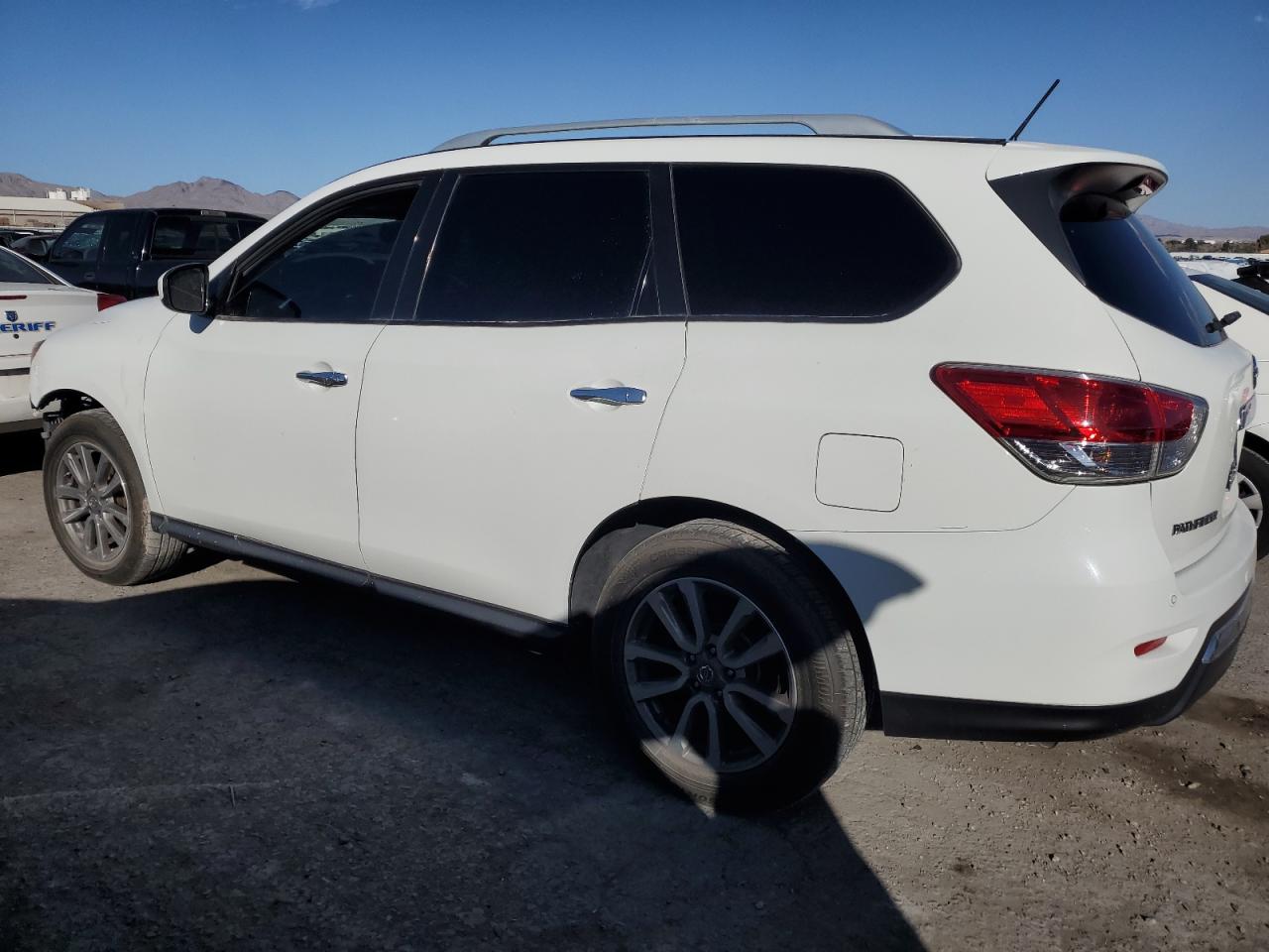 Photo 1 VIN: 5N1AR2MN0GC616930 - NISSAN PATHFINDER 