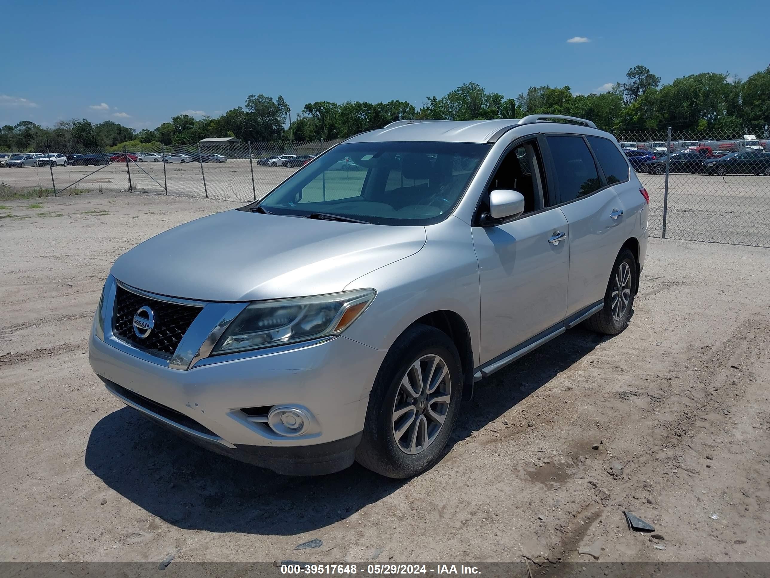 Photo 1 VIN: 5N1AR2MN1DC671561 - NISSAN PATHFINDER 