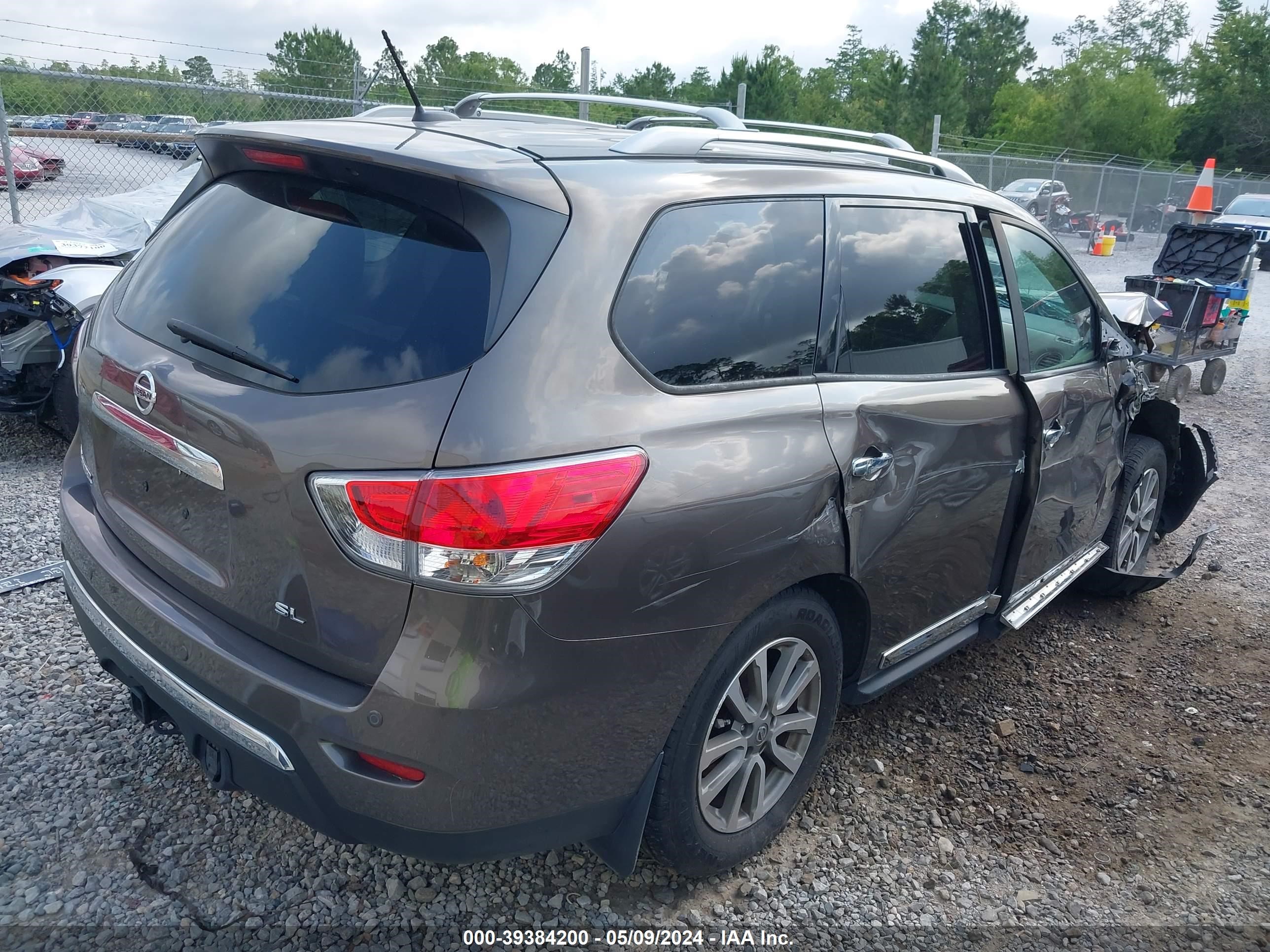 Photo 3 VIN: 5N1AR2MN1GC666042 - NISSAN PATHFINDER 