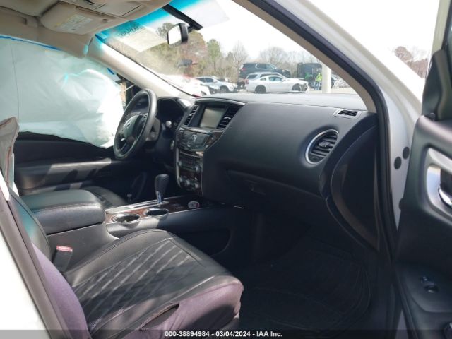 Photo 4 VIN: 5N1AR2MN1GC670916 - NISSAN PATHFINDER 