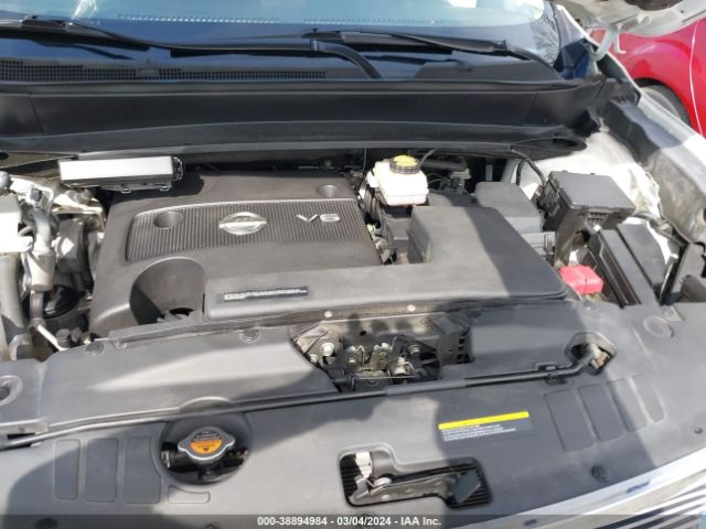 Photo 9 VIN: 5N1AR2MN1GC670916 - NISSAN PATHFINDER 