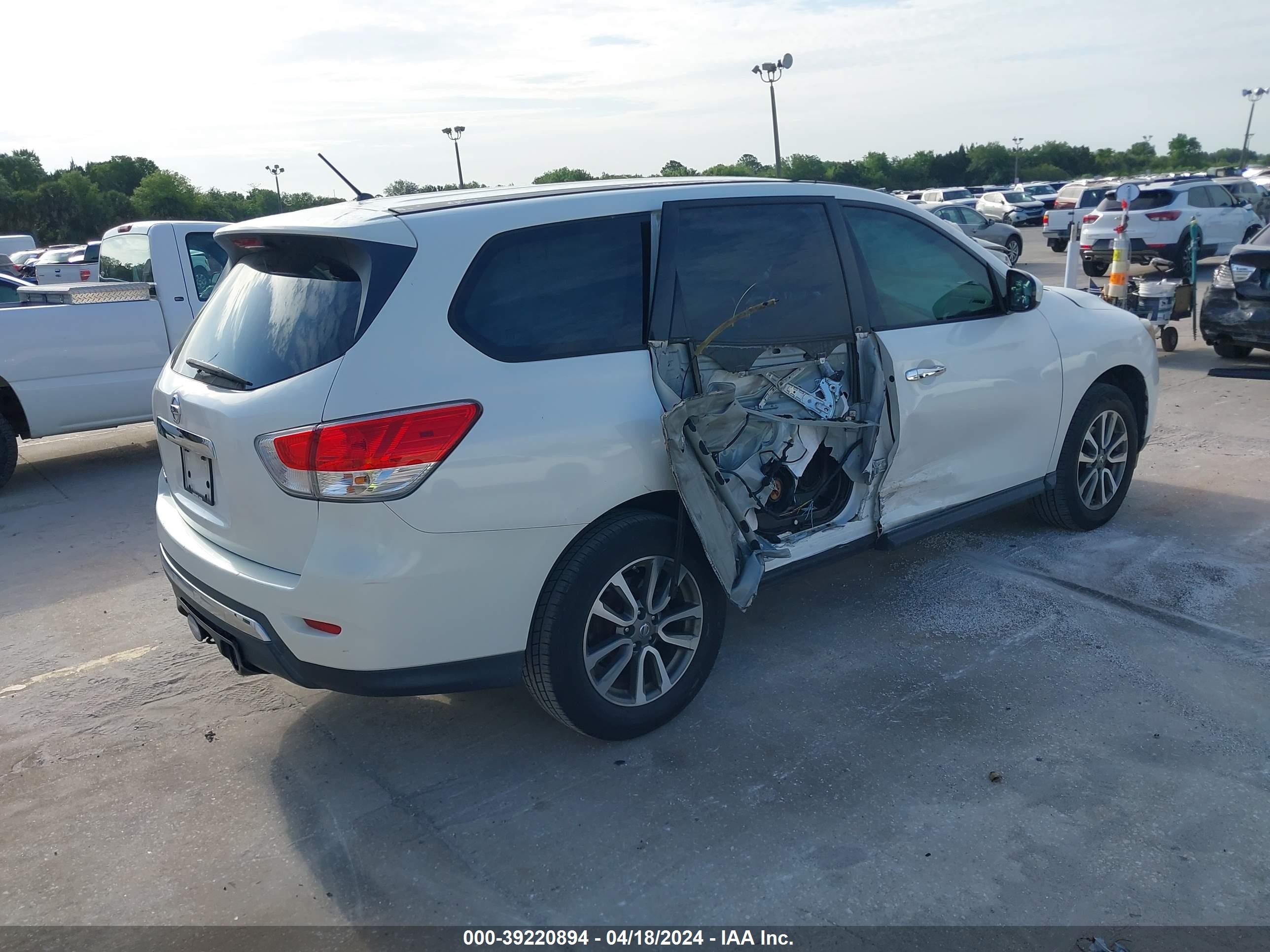 Photo 3 VIN: 5N1AR2MN2DC669690 - NISSAN PATHFINDER 