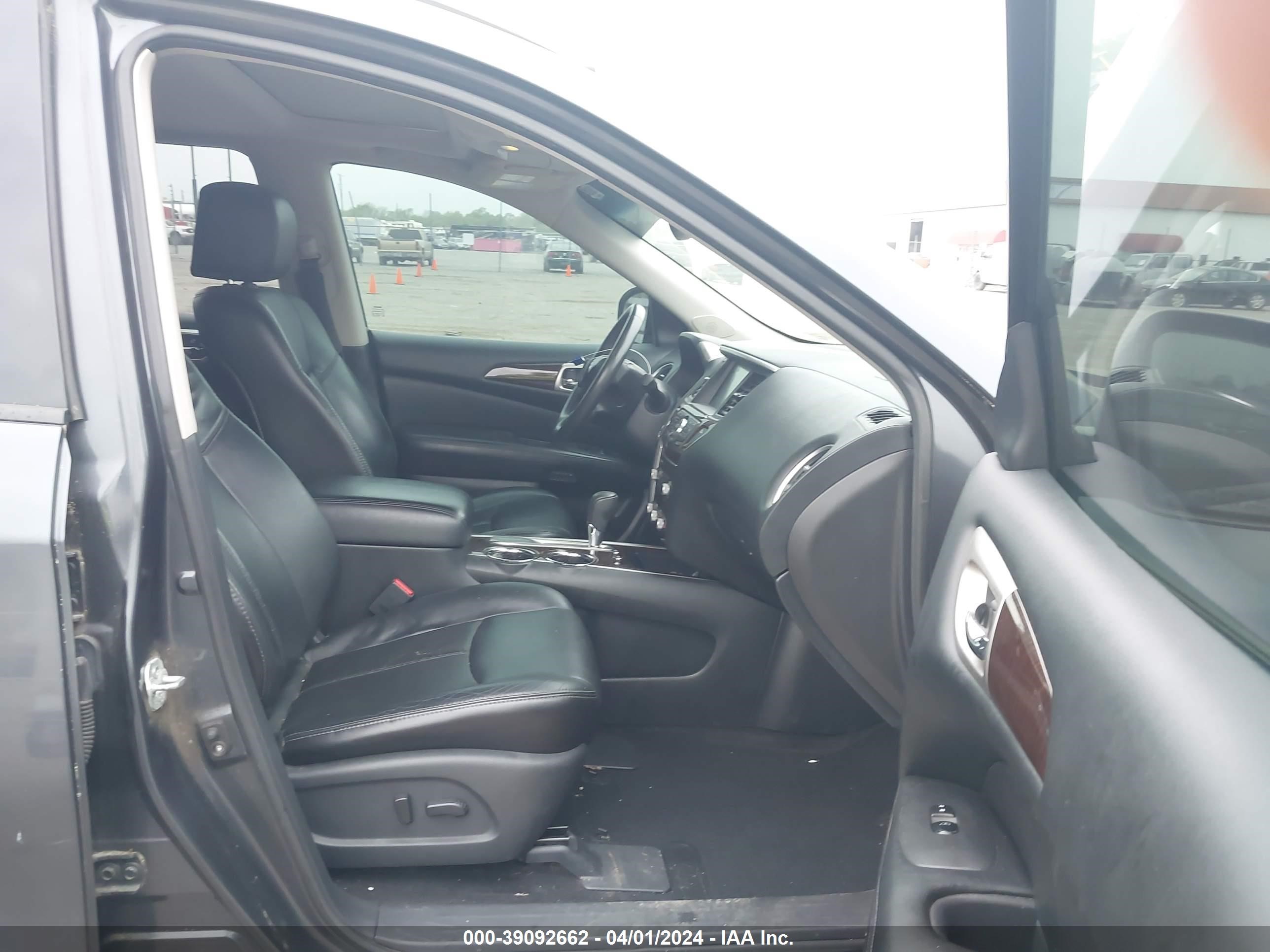 Photo 4 VIN: 5N1AR2MN2EC641129 - NISSAN PATHFINDER 