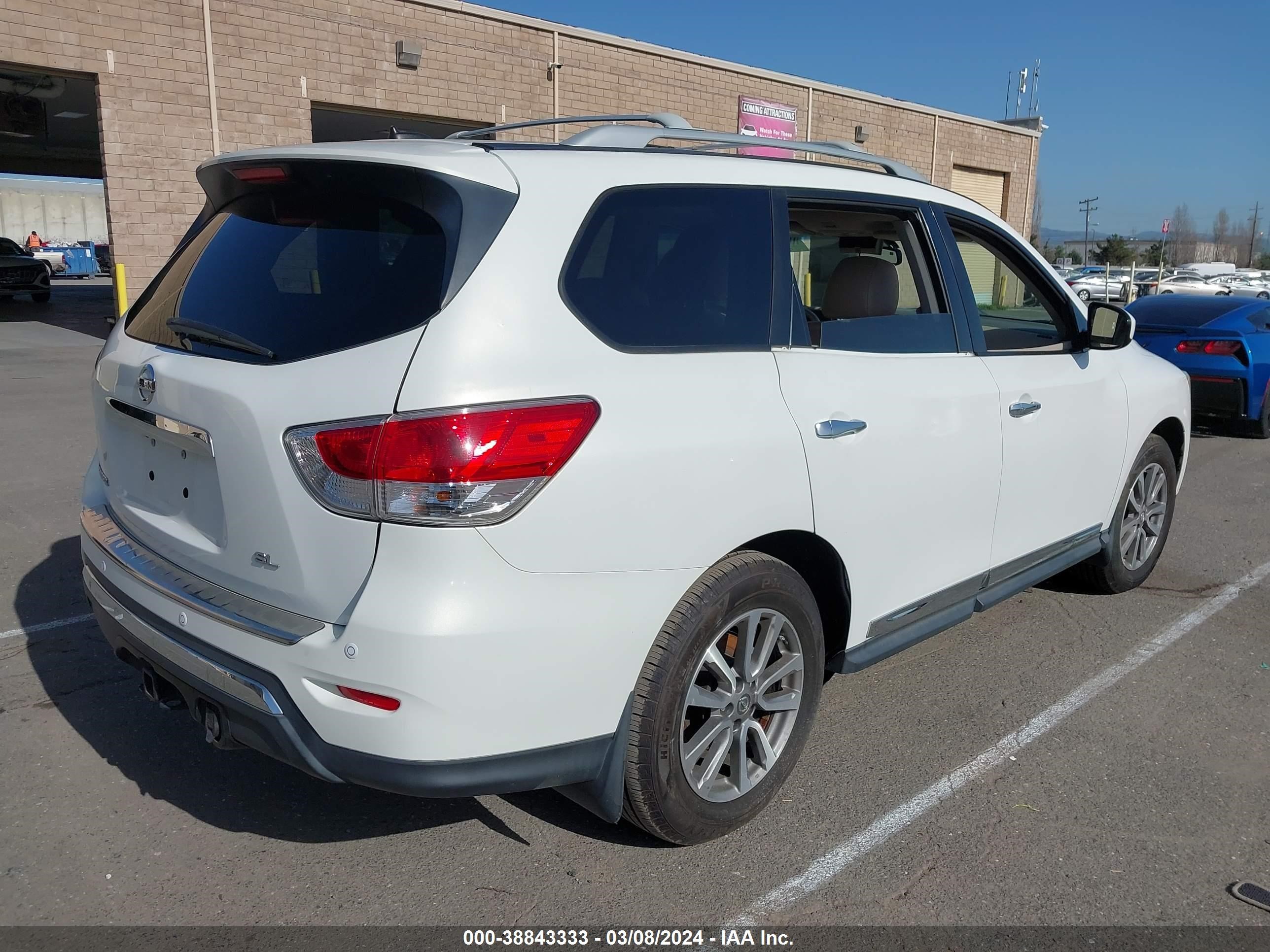 Photo 3 VIN: 5N1AR2MN3EC675953 - NISSAN PATHFINDER 