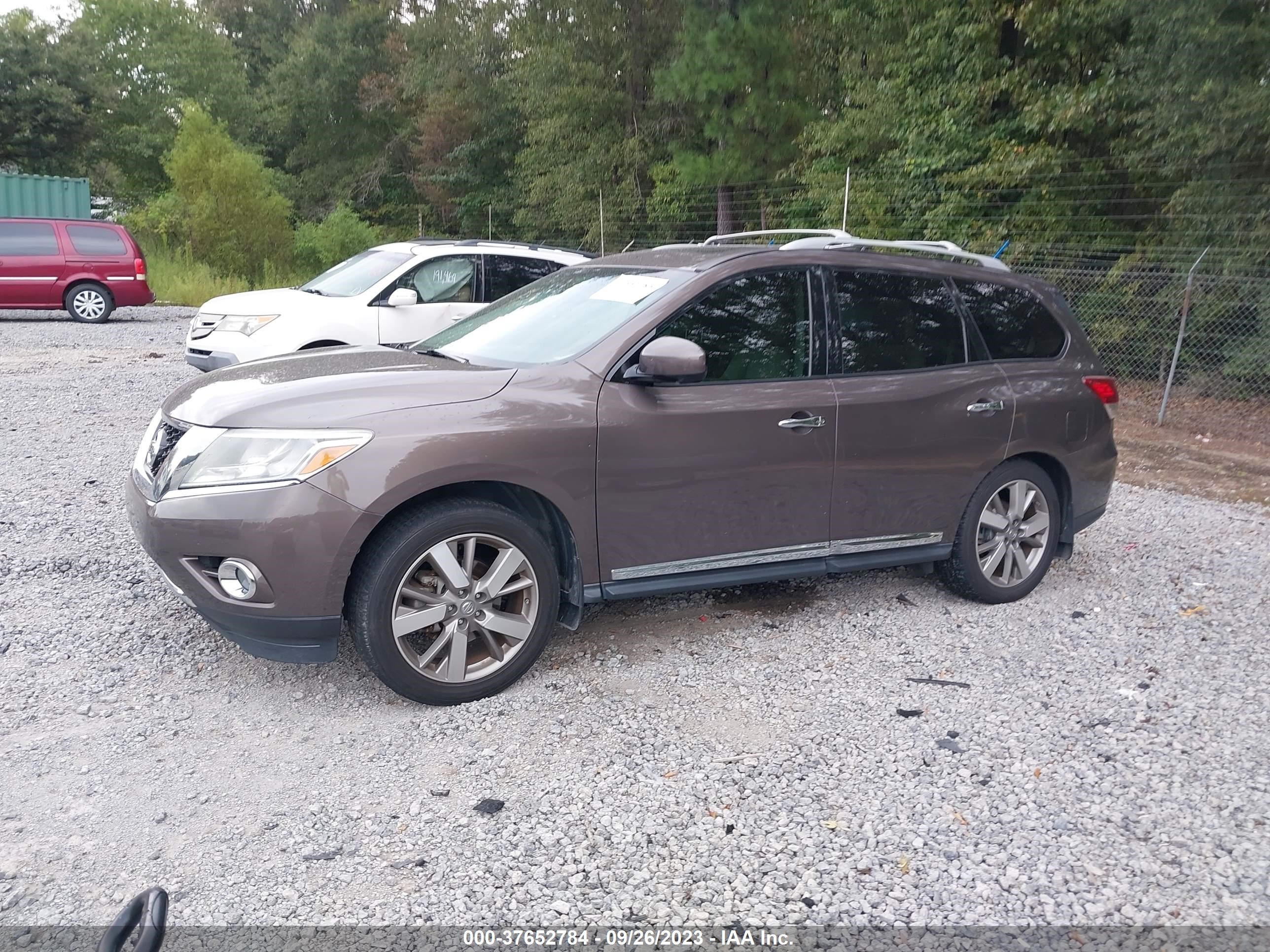 Photo 1 VIN: 5N1AR2MN4FC603841 - NISSAN PATHFINDER 