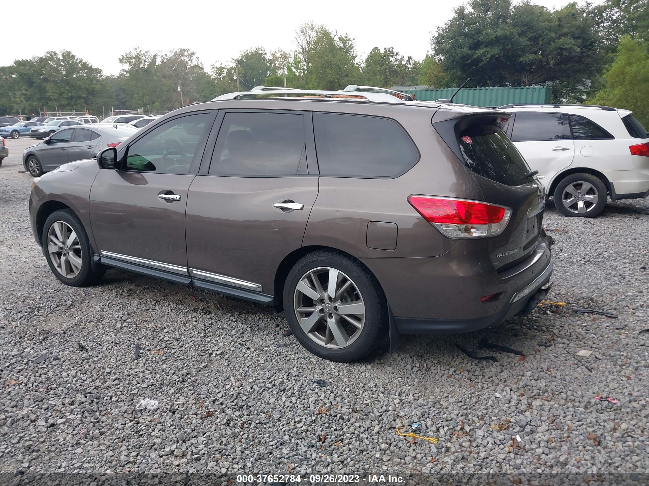 Photo 2 VIN: 5N1AR2MN4FC603841 - NISSAN PATHFINDER 