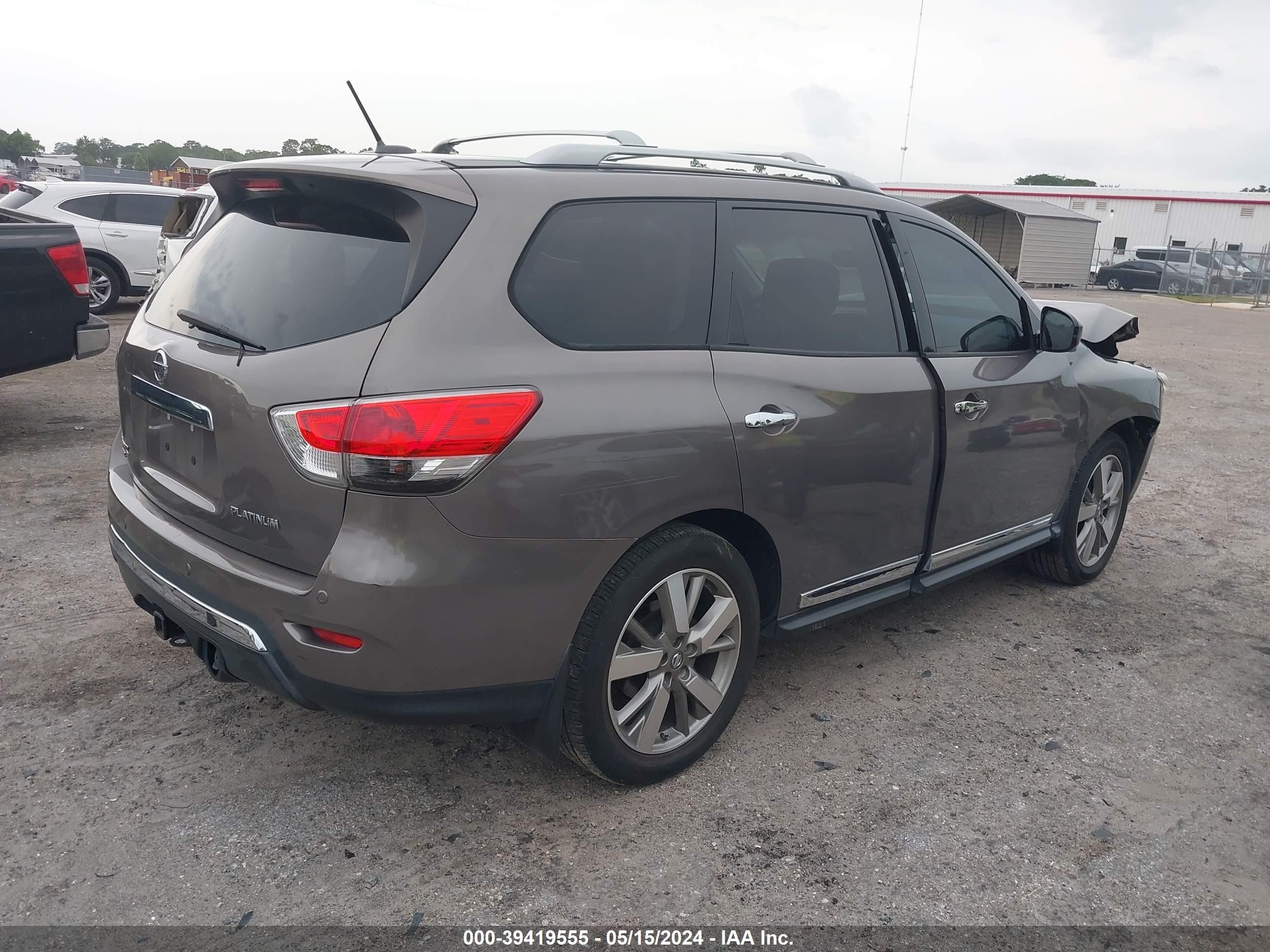 Photo 3 VIN: 5N1AR2MN5DC629636 - NISSAN PATHFINDER 