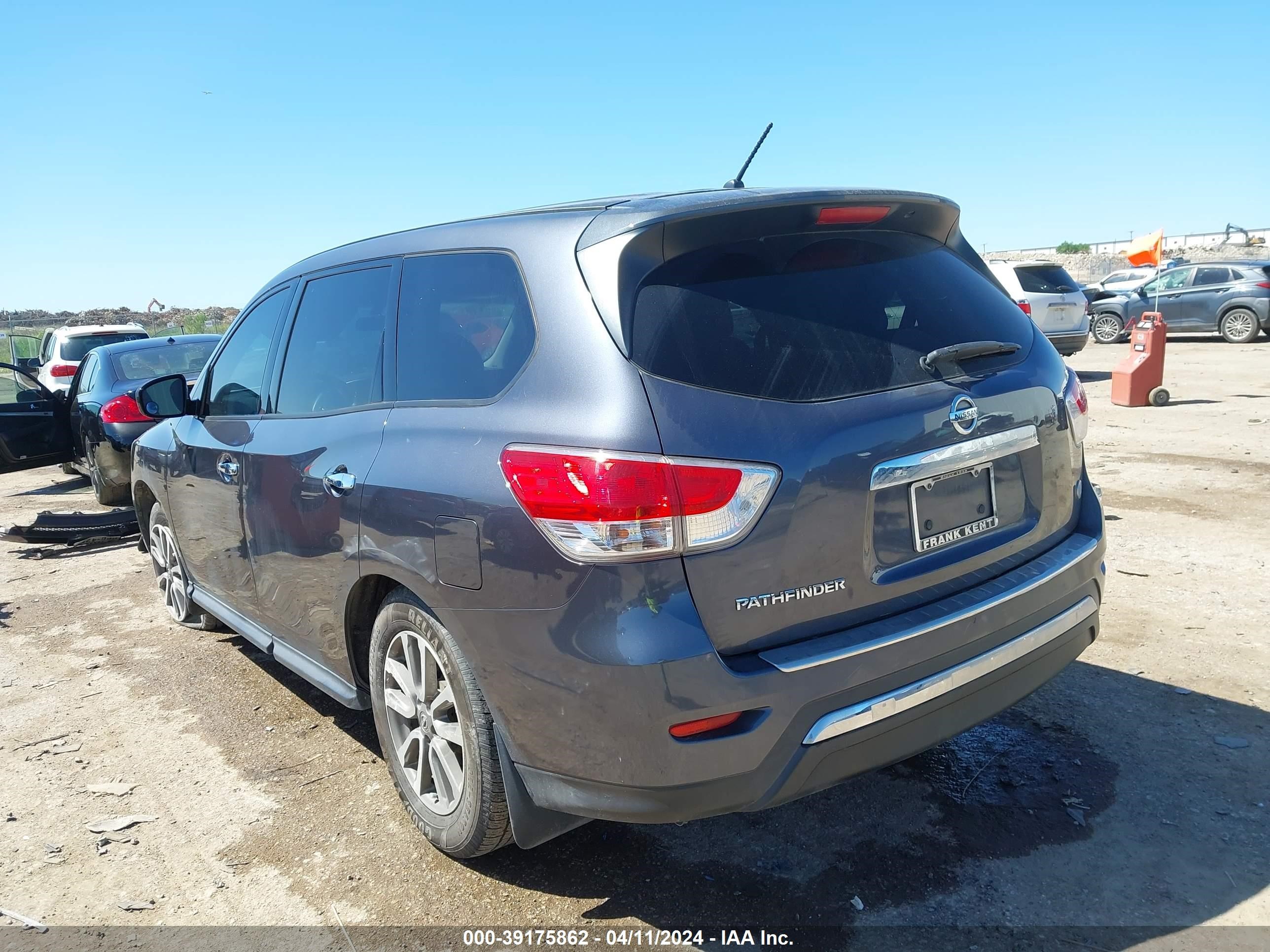 Photo 2 VIN: 5N1AR2MN5EC663190 - NISSAN PATHFINDER 