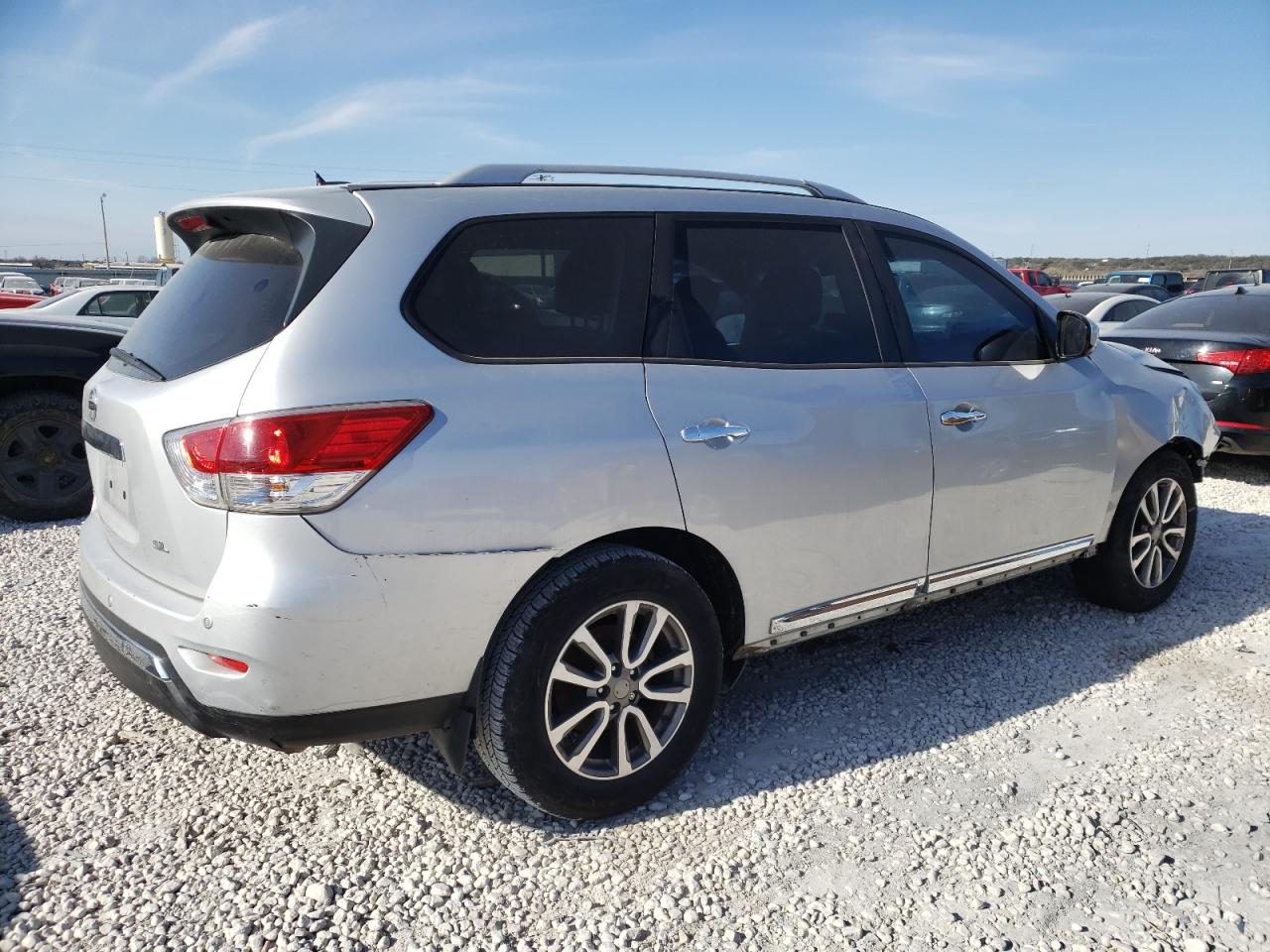 Photo 2 VIN: 5N1AR2MN6DC634652 - NISSAN PATHFINDER 