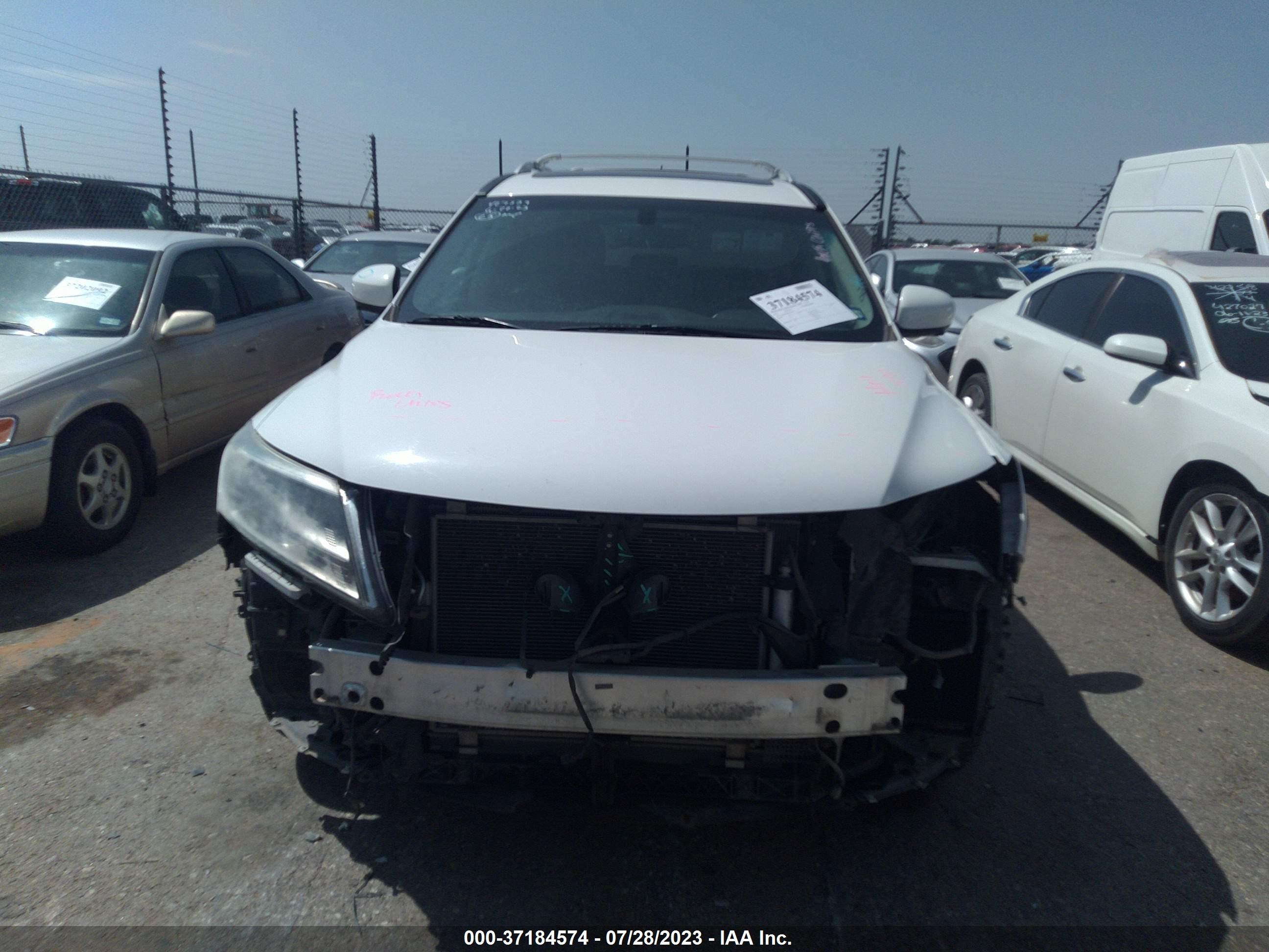 Photo 12 VIN: 5N1AR2MN8FC677781 - NISSAN PATHFINDER 