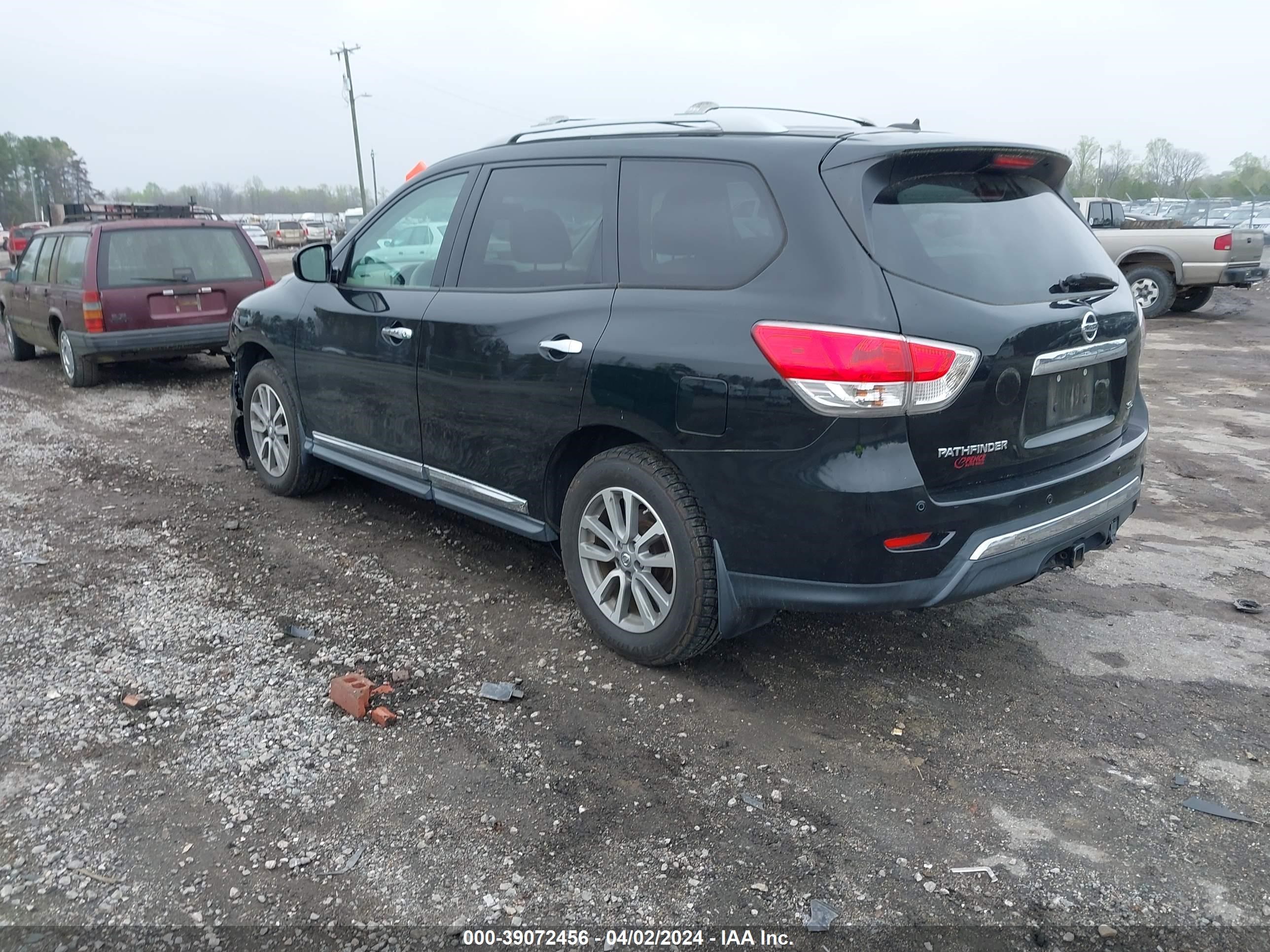 Photo 2 VIN: 5N1AR2MNXDC675947 - NISSAN PATHFINDER 