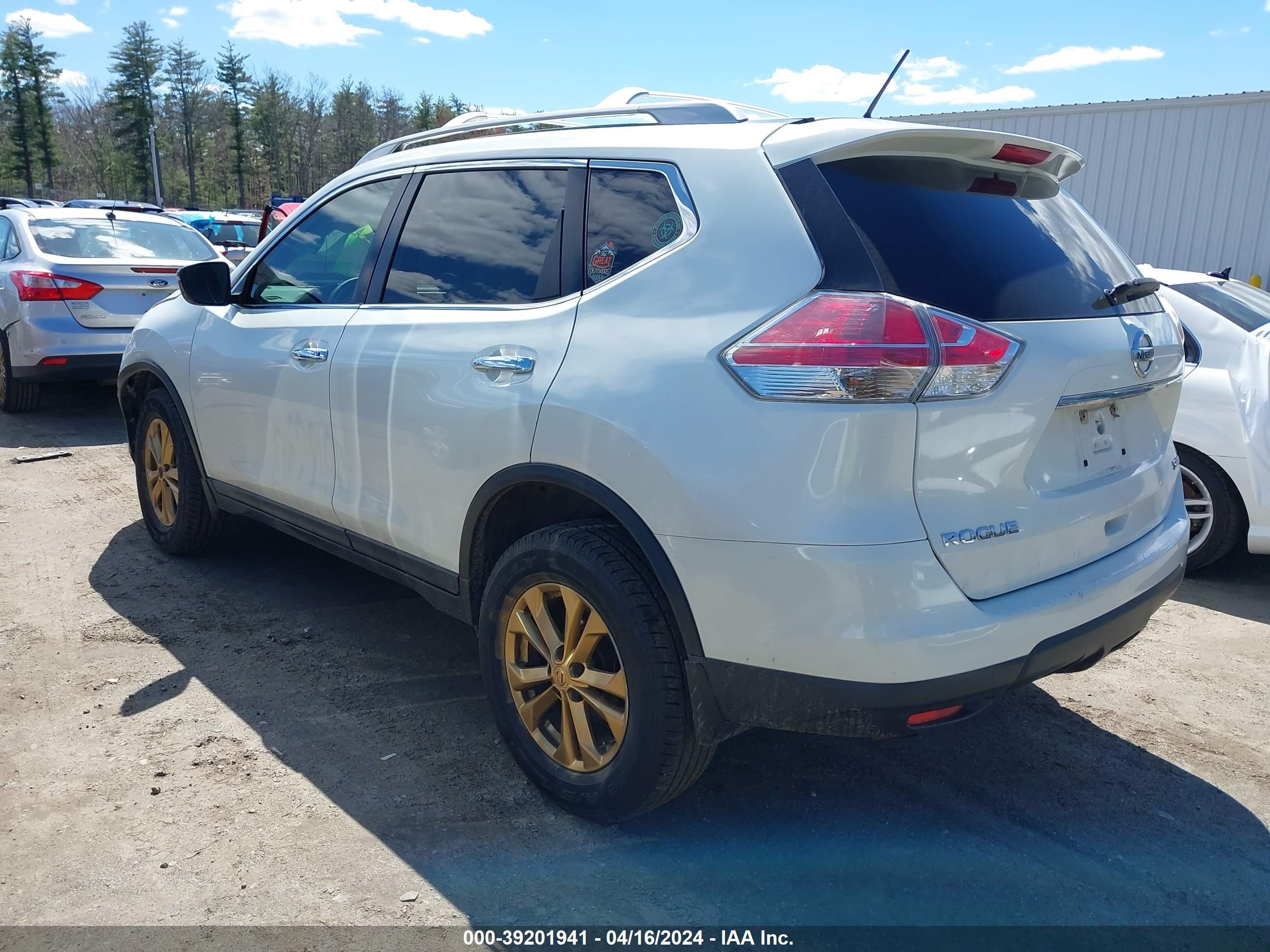 Photo 2 VIN: 5N1AT2MK0FC898654 - NISSAN ROGUE 