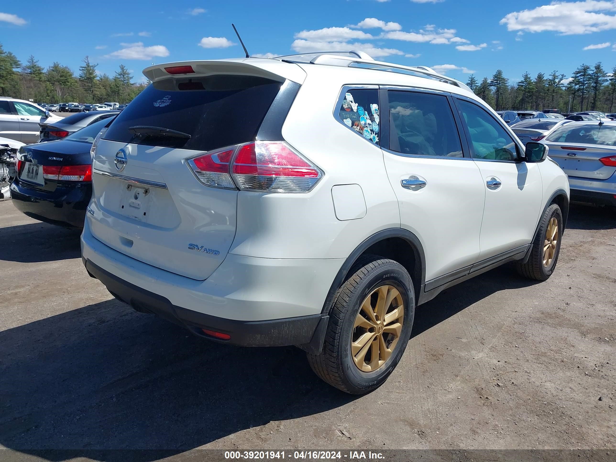 Photo 3 VIN: 5N1AT2MK0FC898654 - NISSAN ROGUE 