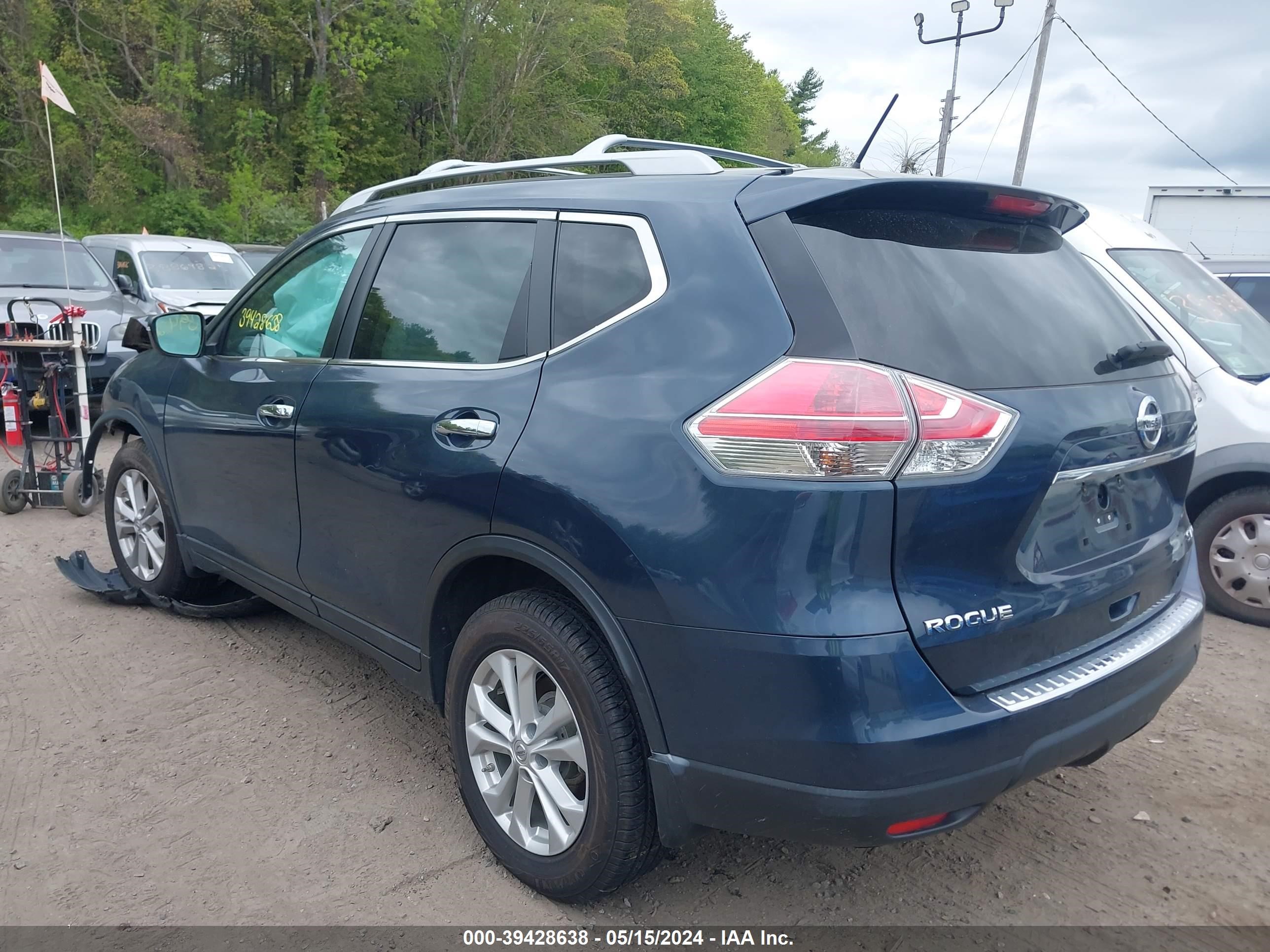 Photo 2 VIN: 5N1AT2MK8FC803922 - NISSAN ROGUE 