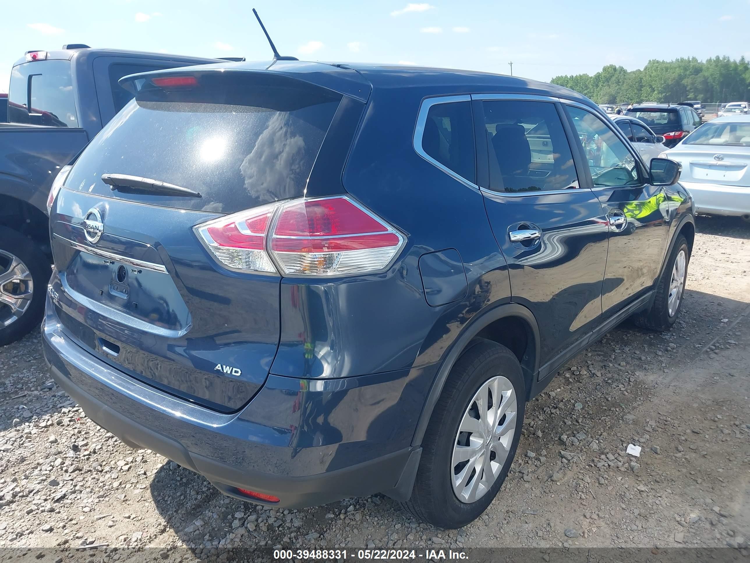 Photo 3 VIN: 5N1AT2MK9FC849663 - NISSAN ROGUE 