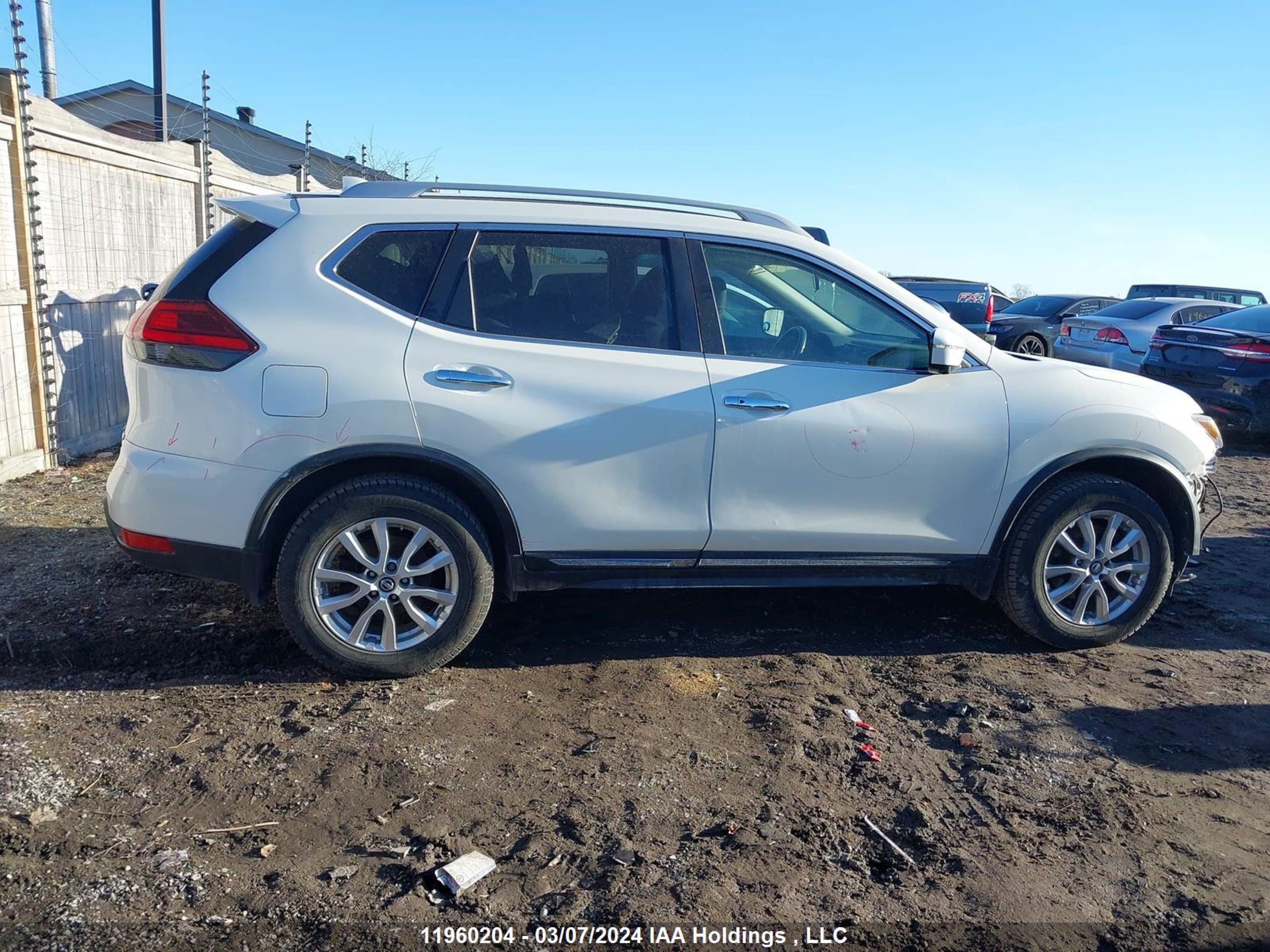 Photo 13 VIN: 5N1AT2MM4HC753377 - NISSAN ROGUE 