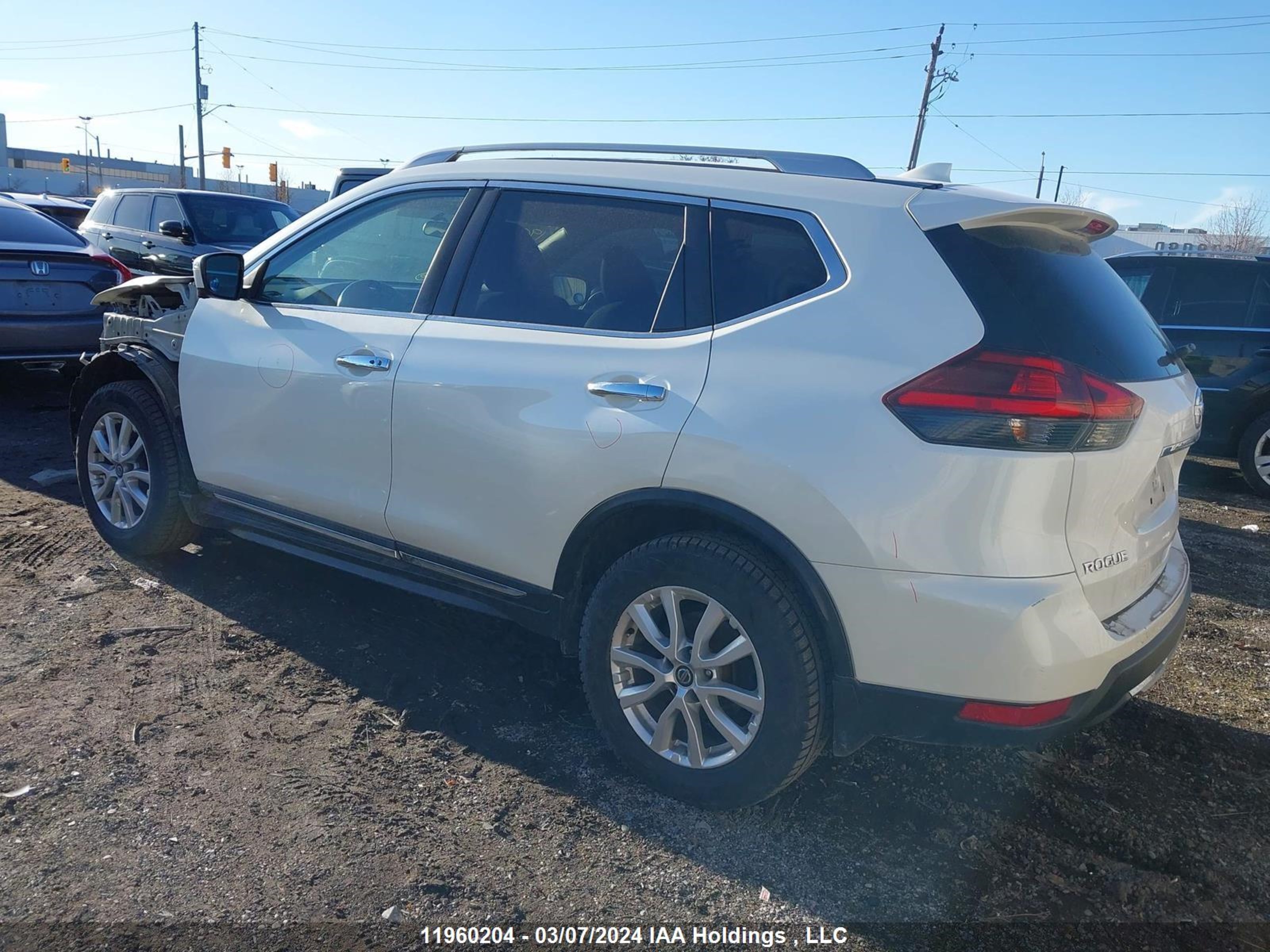 Photo 2 VIN: 5N1AT2MM4HC753377 - NISSAN ROGUE 