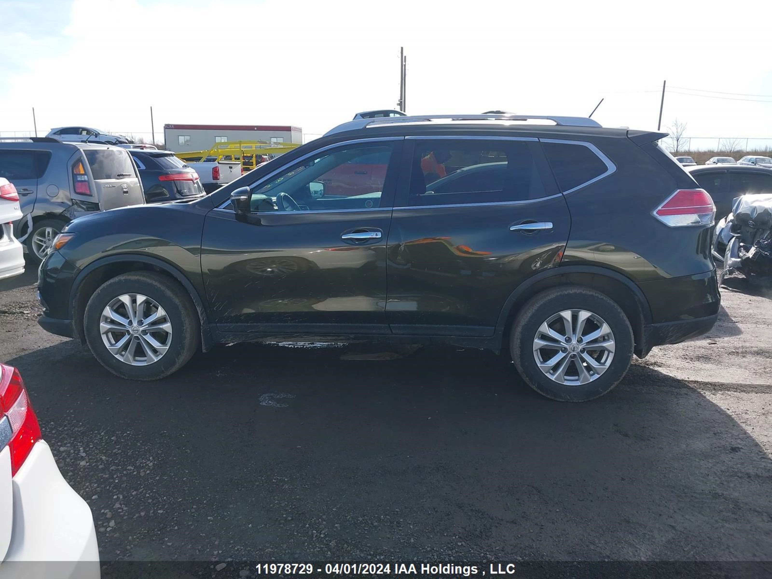 Photo 13 VIN: 5N1AT2MMXFC878459 - NISSAN ROGUE 