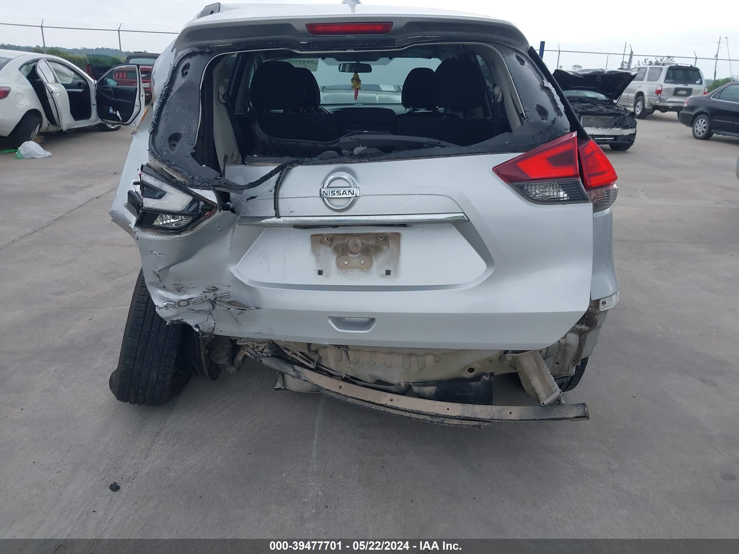 Photo 4 VIN: 5N1AT2MNXHC761735 - NISSAN ROGUE 