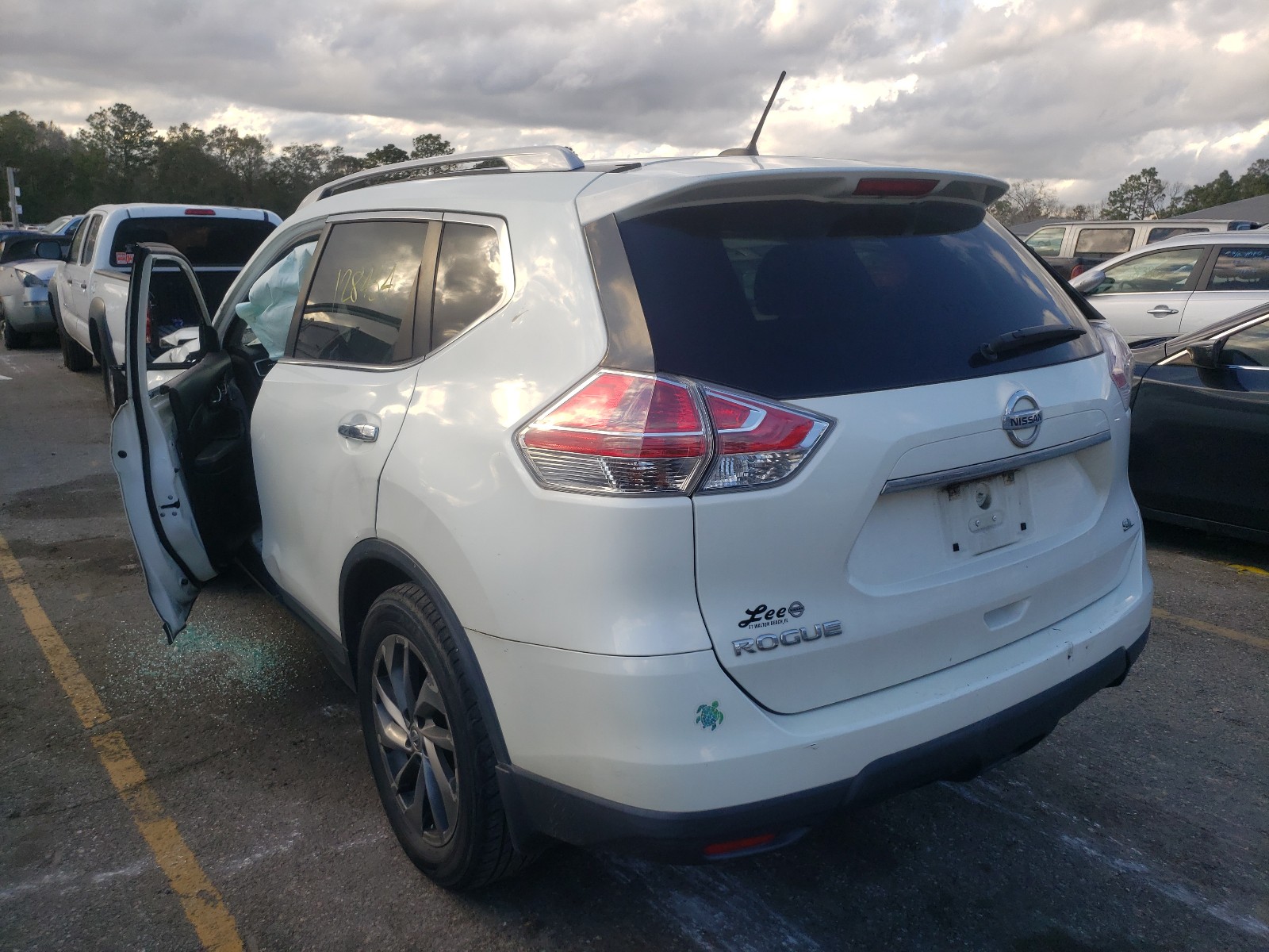 Photo 2 VIN: 5N1AT2MT0FC859622 - NISSAN ROGUE S 