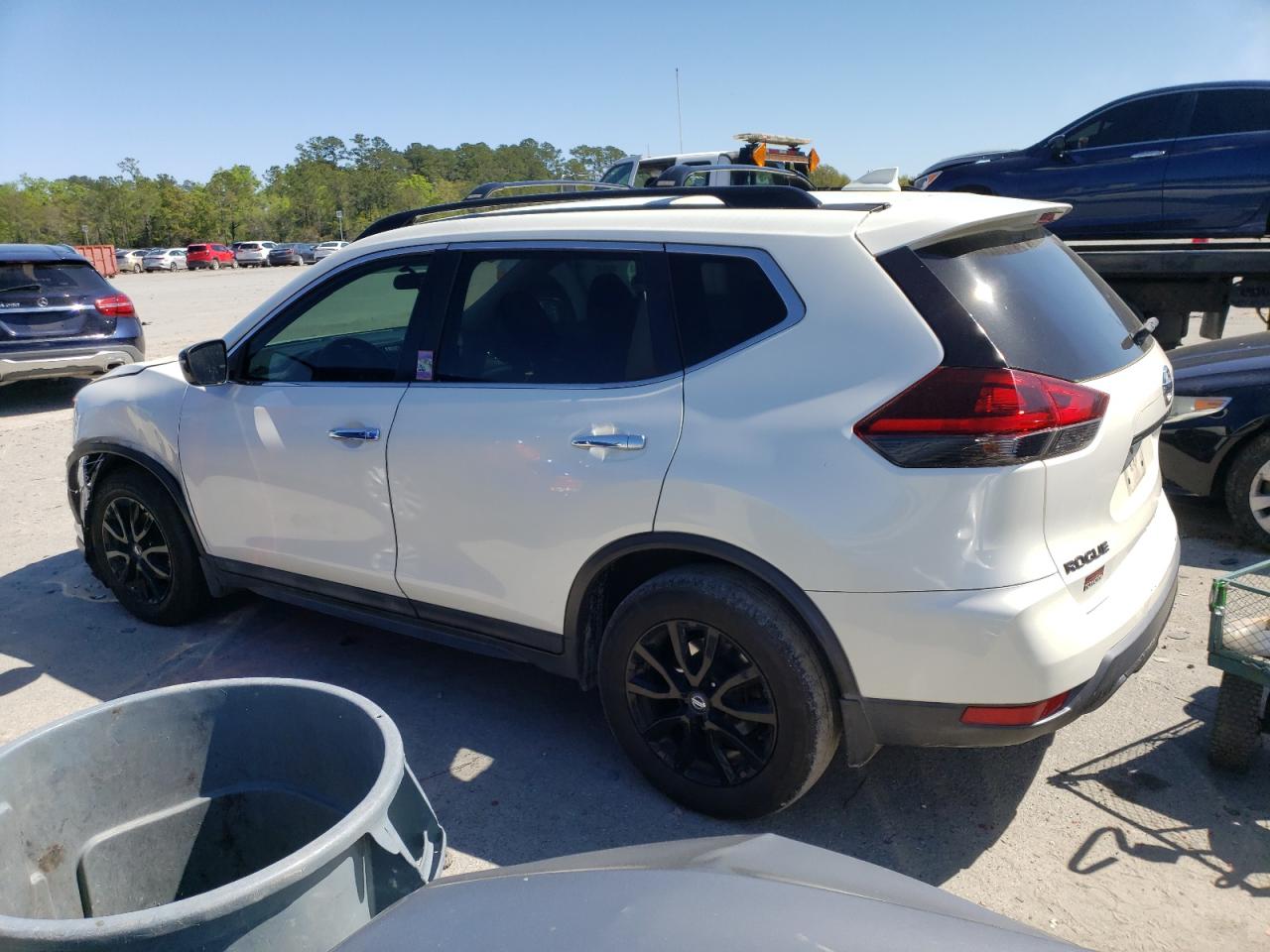 Photo 1 VIN: 5N1AT2MT0JC761005 - NISSAN ROGUE 